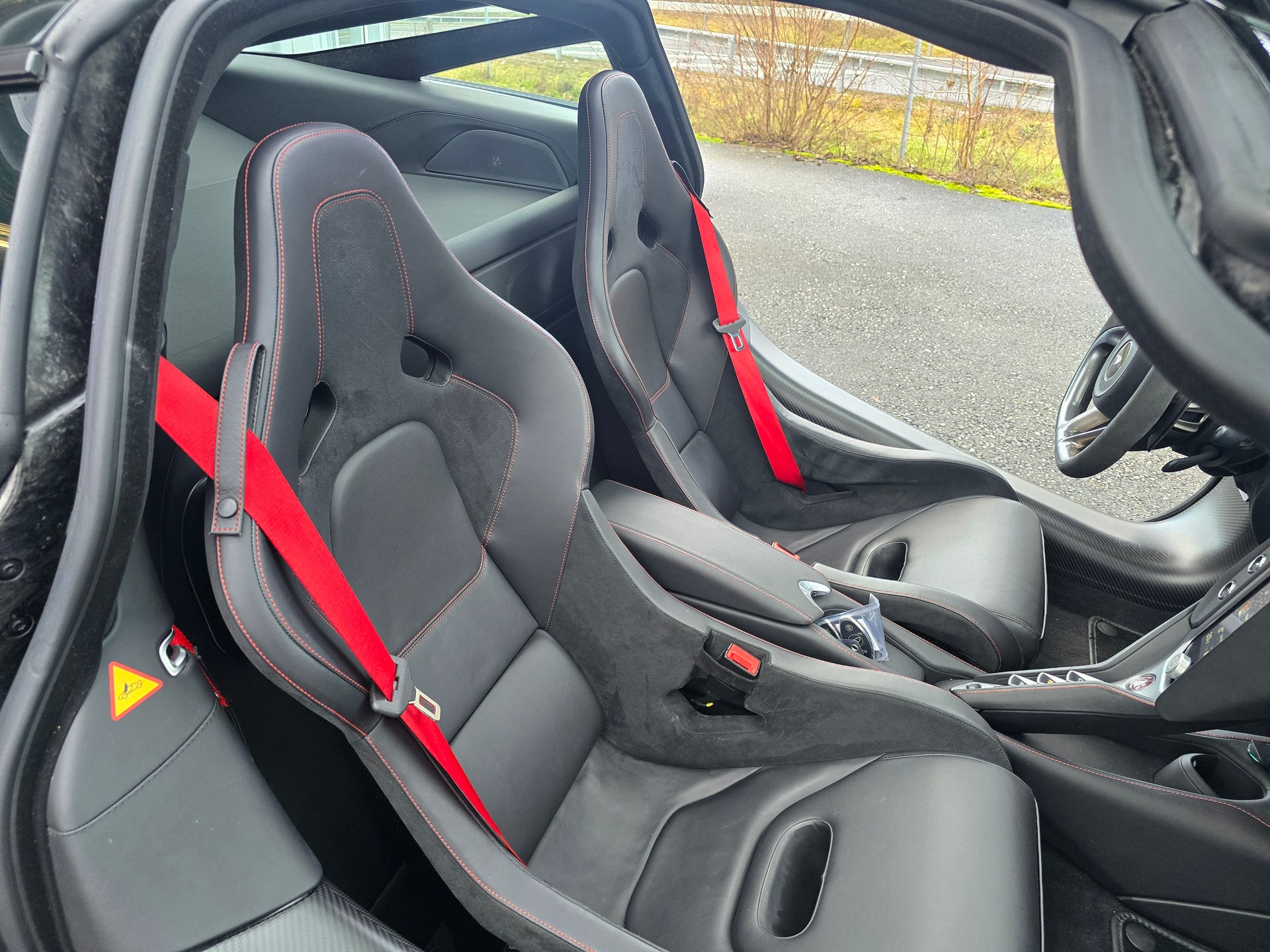 McLAREN PERFORMANCE-image-13
