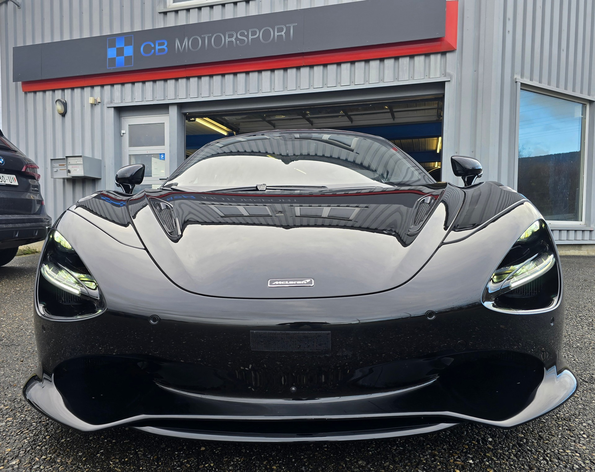 McLAREN PERFORMANCE-image-2