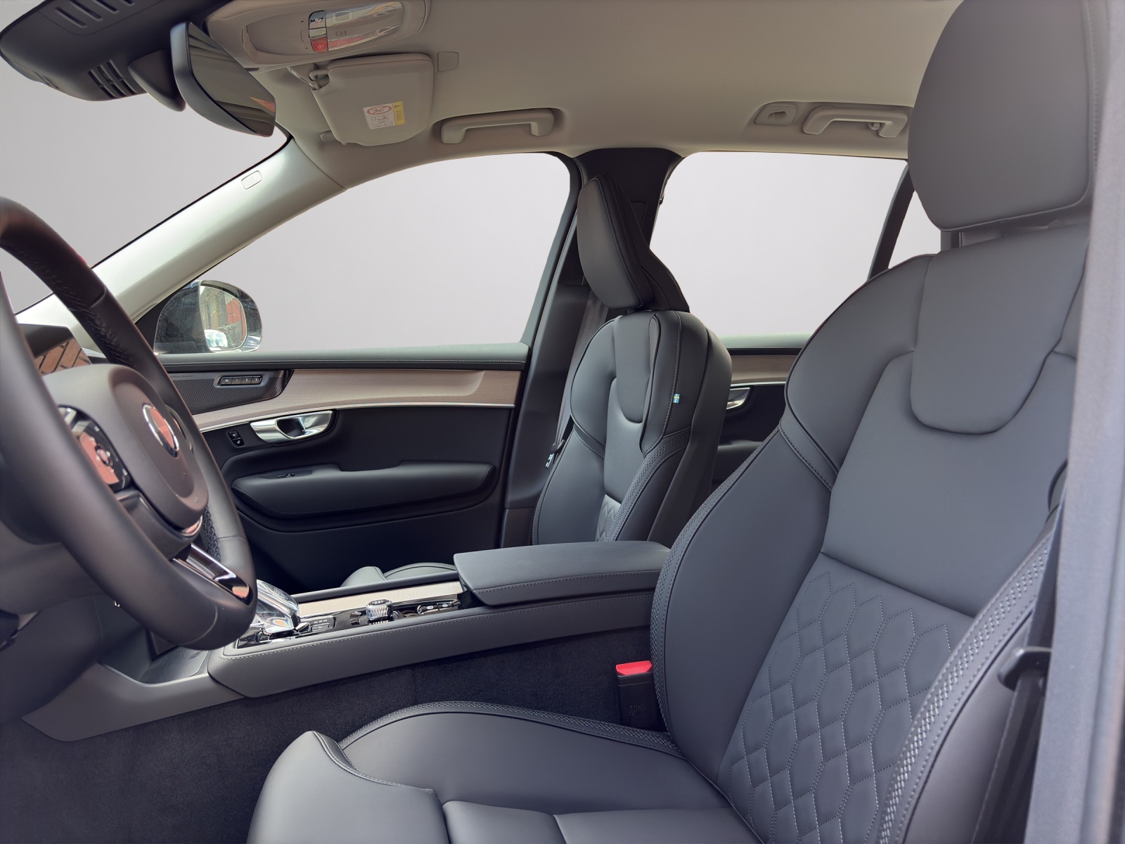VOLVO XC90 T8 eAWD PluginHybrid Plus Bright Geartronic-image-9