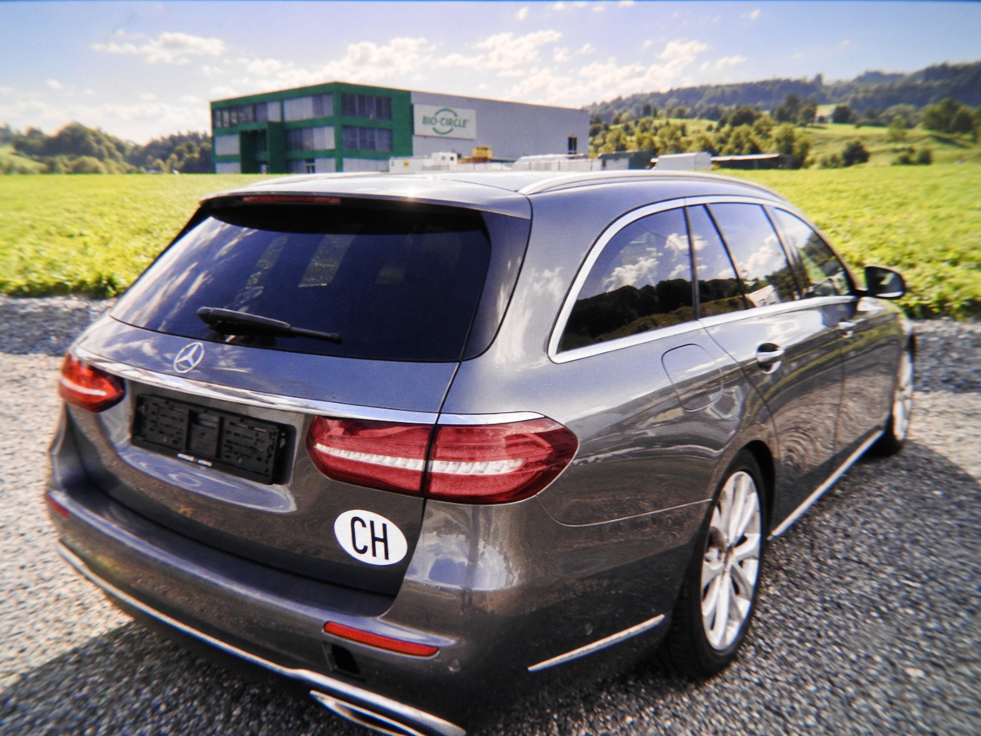MERCEDES-BENZ E 400 Exclusive 4 Matic 9G-Tronic-image-5