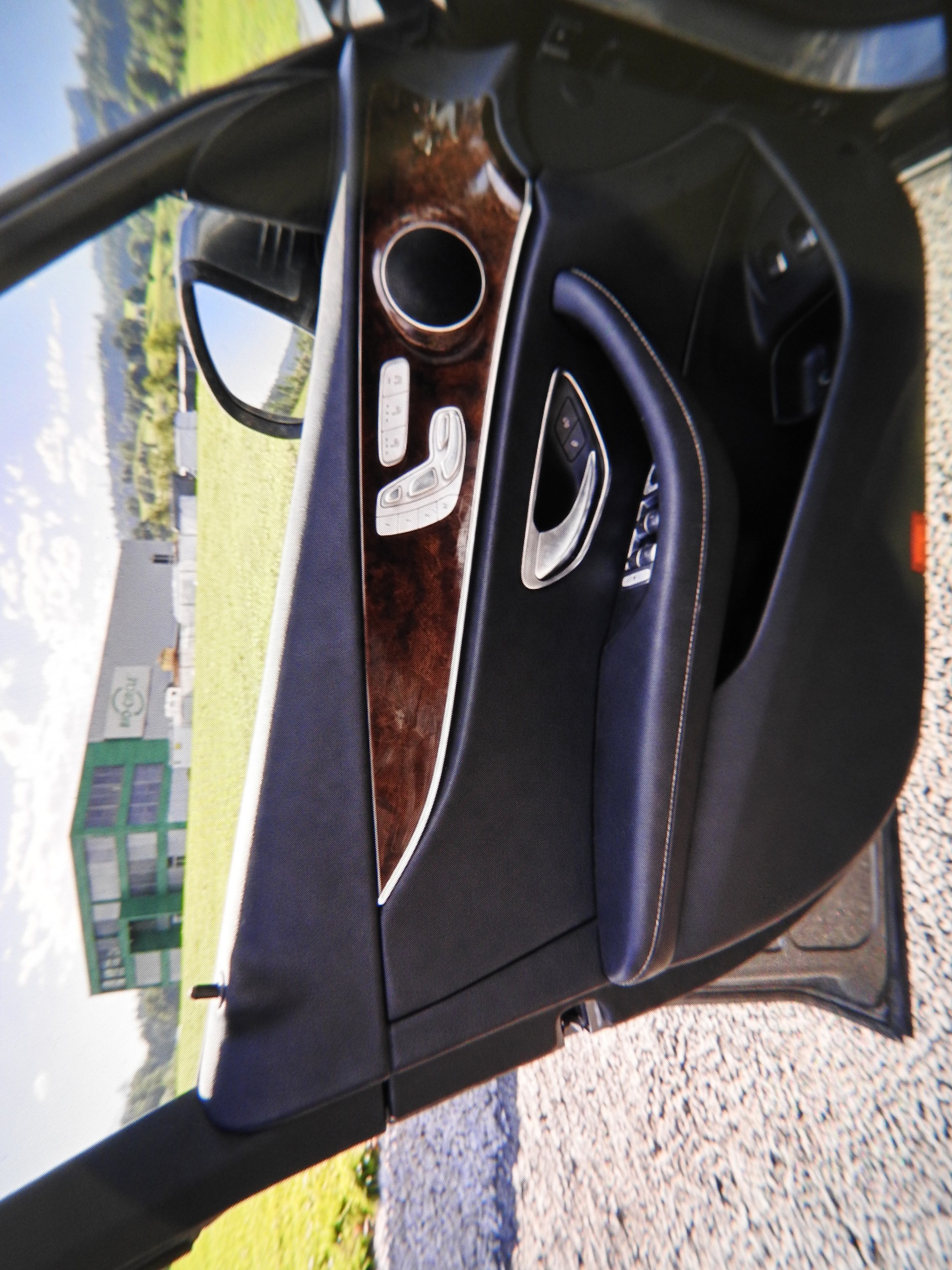 MERCEDES-BENZ E 400 Exclusive 4 Matic 9G-Tronic-image-7