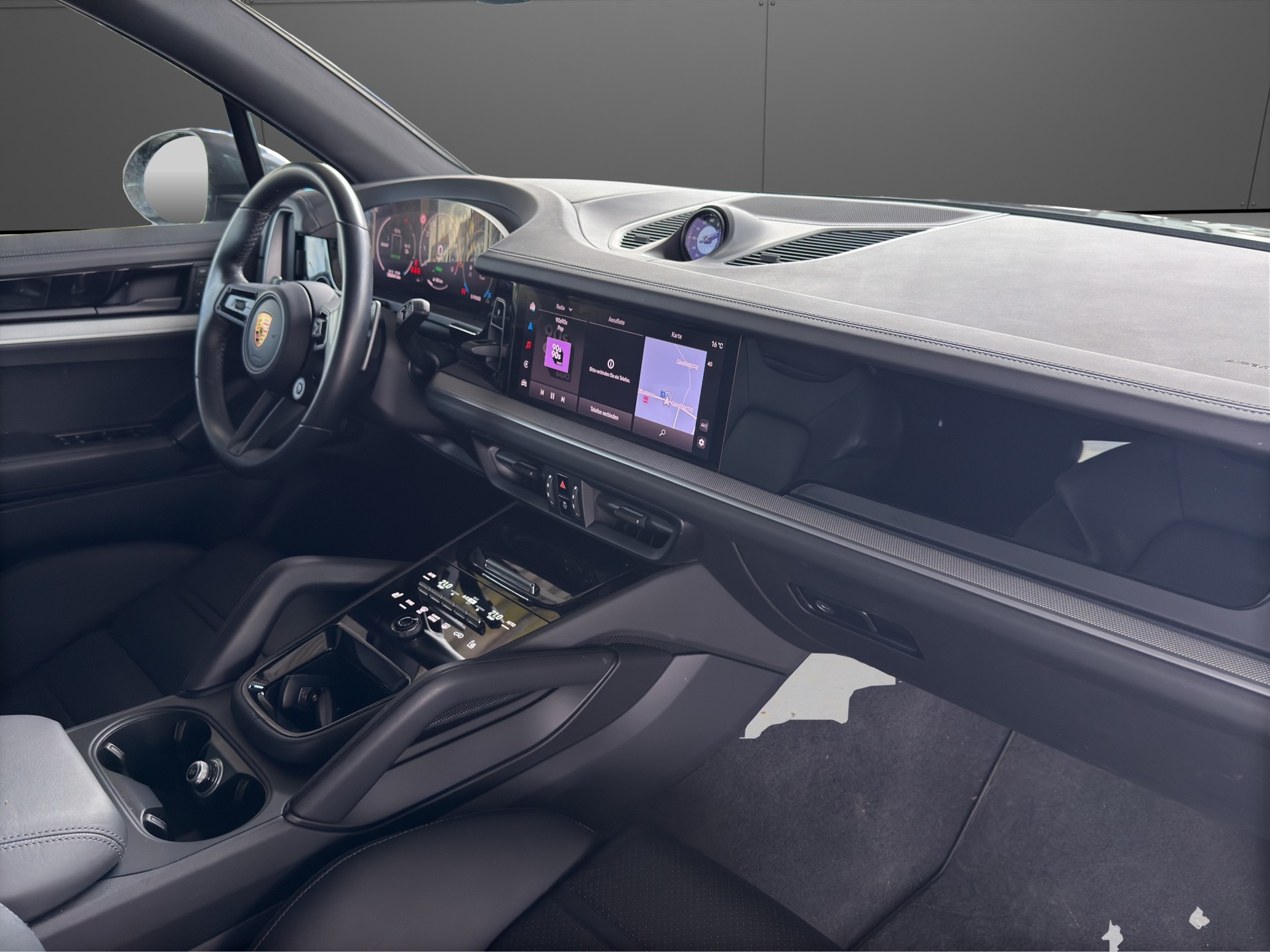 PORSCHE Cayenne E-Hybrid Tiptronic FACELIFT-image-13