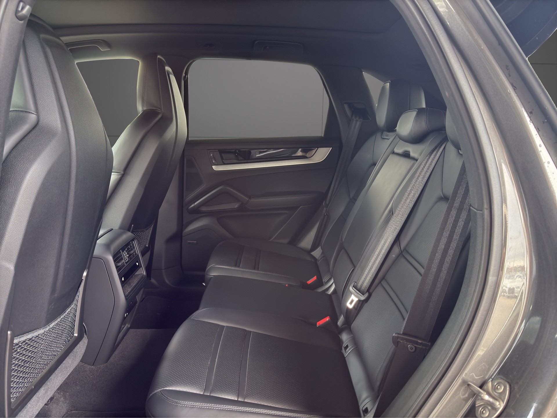 PORSCHE Cayenne E-Hybrid Tiptronic FACELIFT-image-11