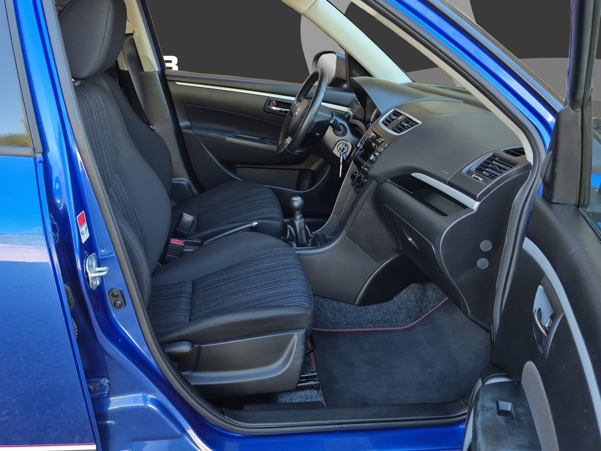SUZUKI Swift 1.2i 16V Piz Sulai 4x4 TOP-Zustand-image-10