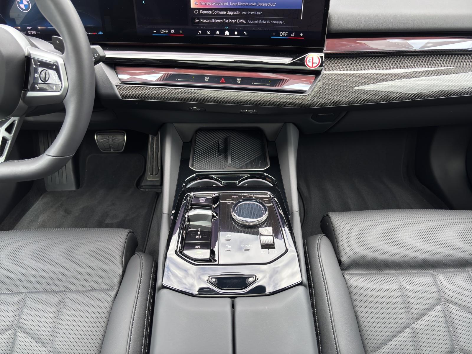 BMW 5er Reihe G61 Touring 520d xDrive-image-11