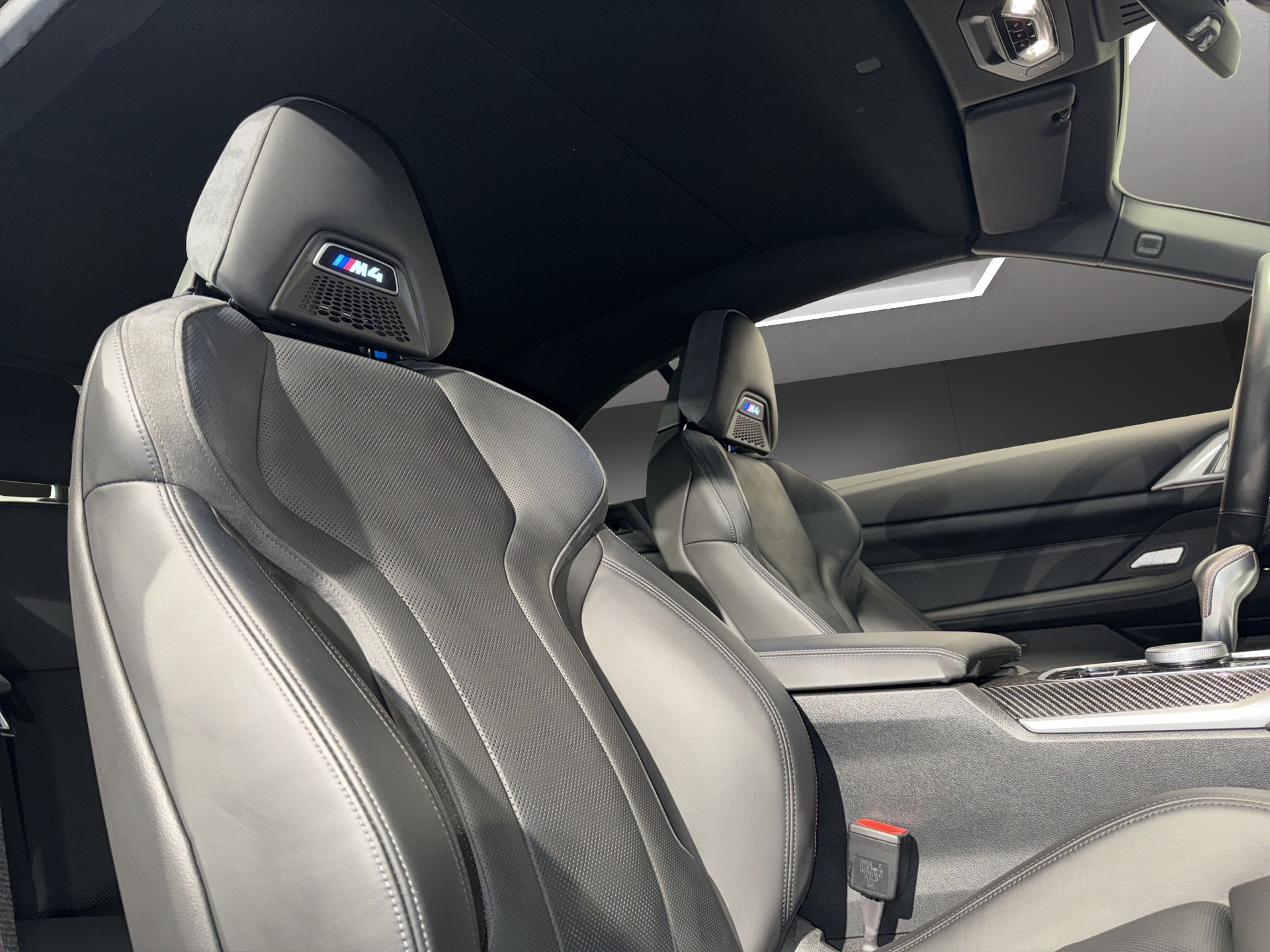 BMW M4 Competition xDrive Cabrio-image-20