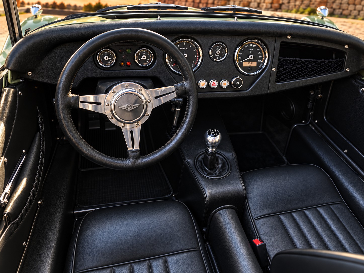 MORGAN Plus 4 2.0 Swiss Pack-image-3