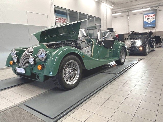 MORGAN Plus 4 2.0 Swiss Pack-image-9