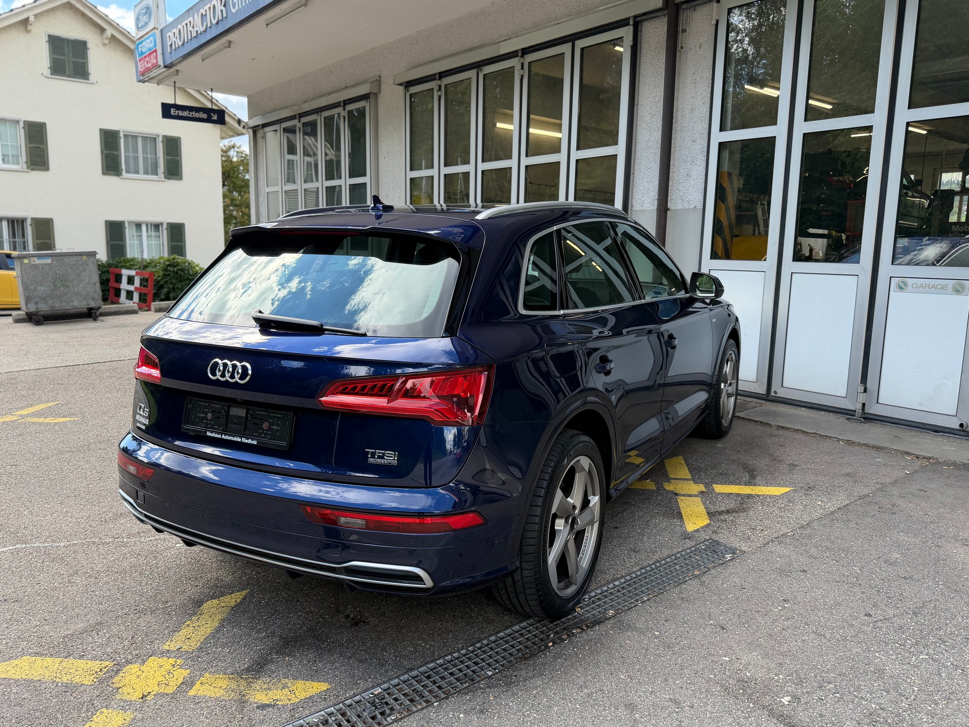 AUDI Q5 2.0 TFSI sport quattro S-tronic-image-4