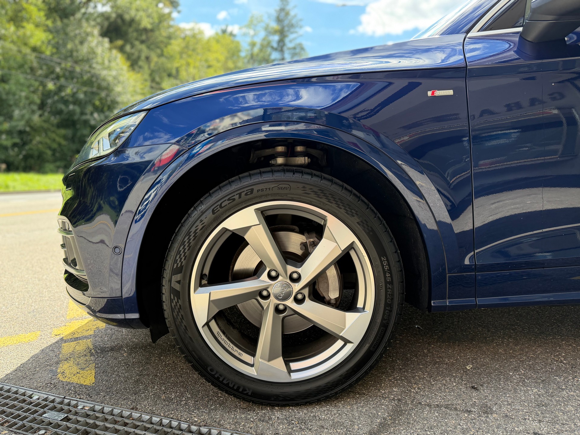 AUDI Q5 2.0 TFSI sport quattro S-tronic-image-2