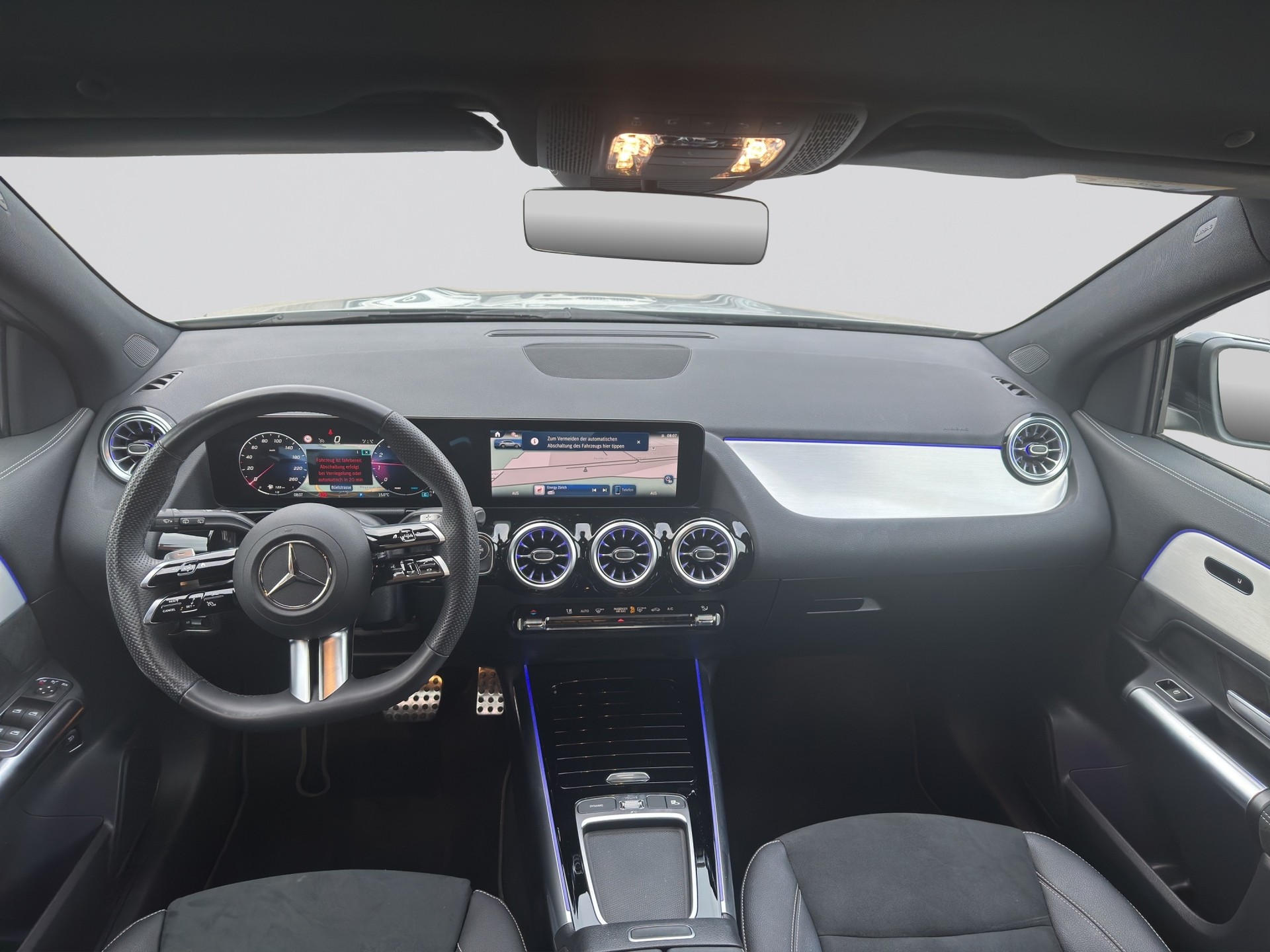 MERCEDES-BENZ GLA 200 AMG Line 7G-DCT Night-image-13