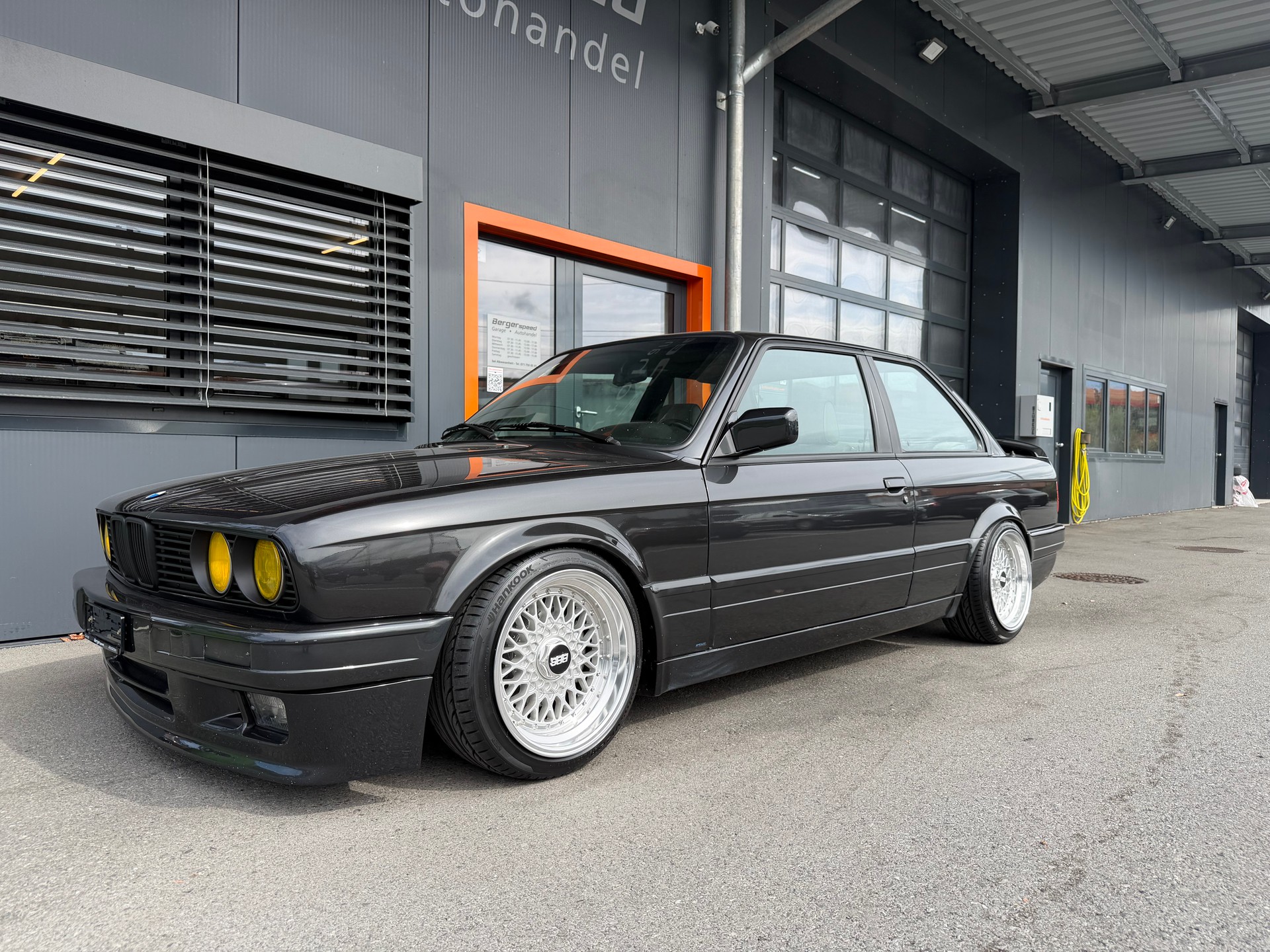 BMW 325i original M-Tech 2-image-0