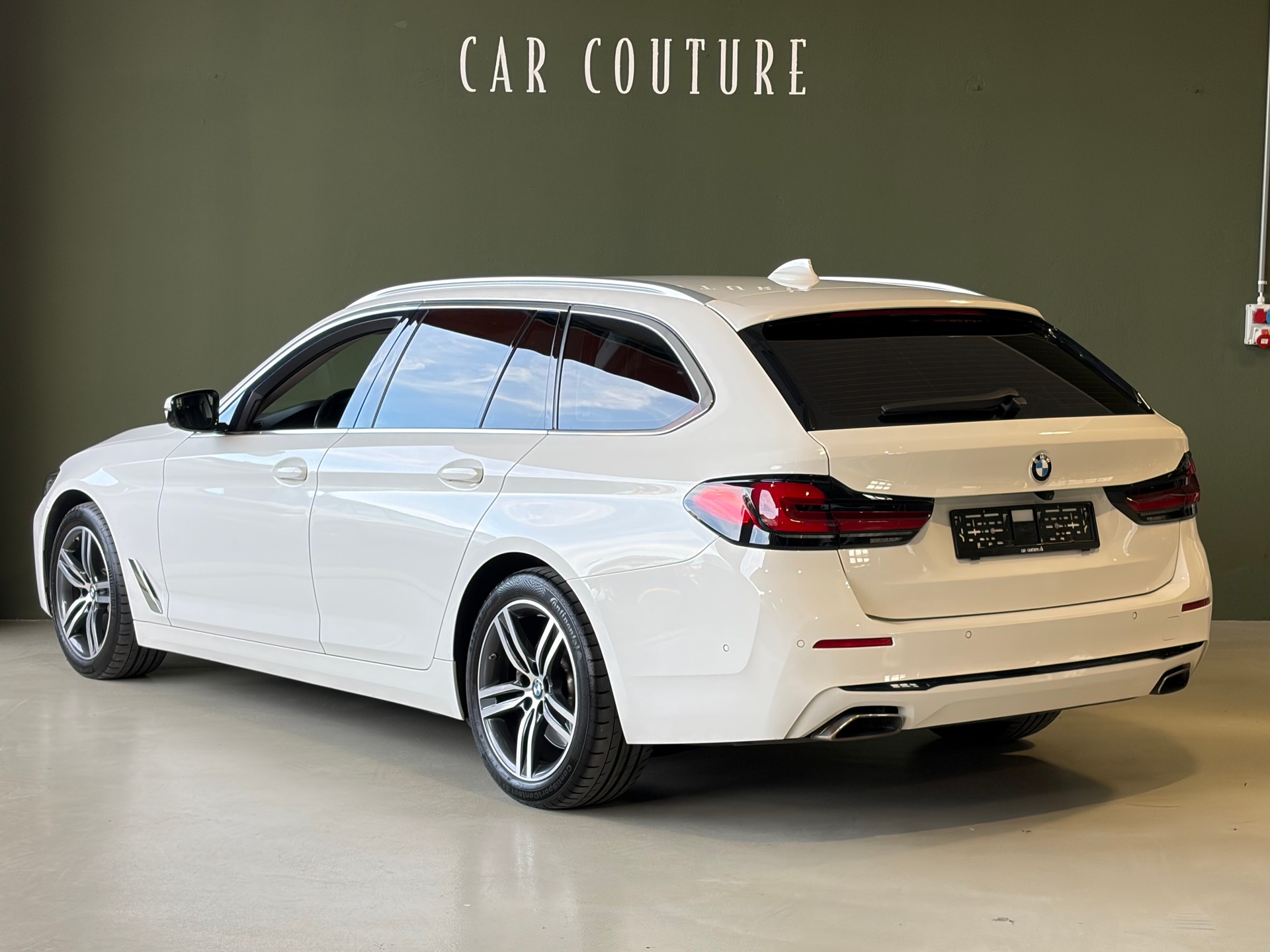 BMW 530d xDrive 48V Touring Steptronic *CH-Fahrzeug*Letzte MFK 06.2026*-image-3