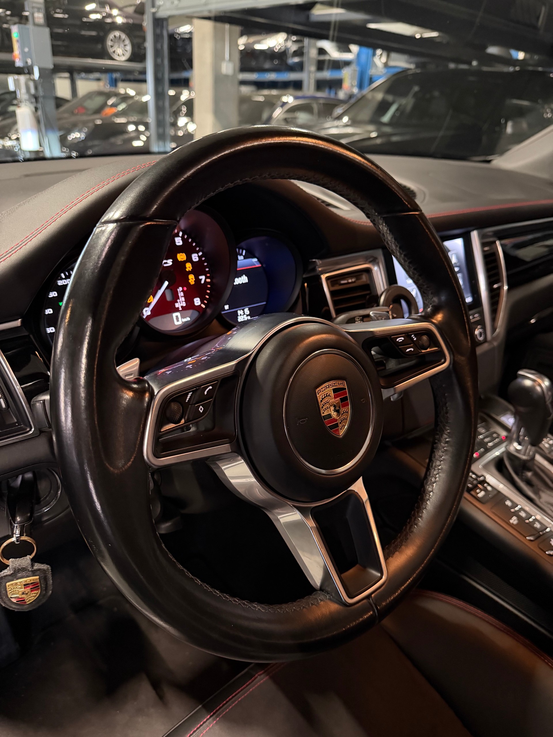 PORSCHE Macan GTS PDK-image-8