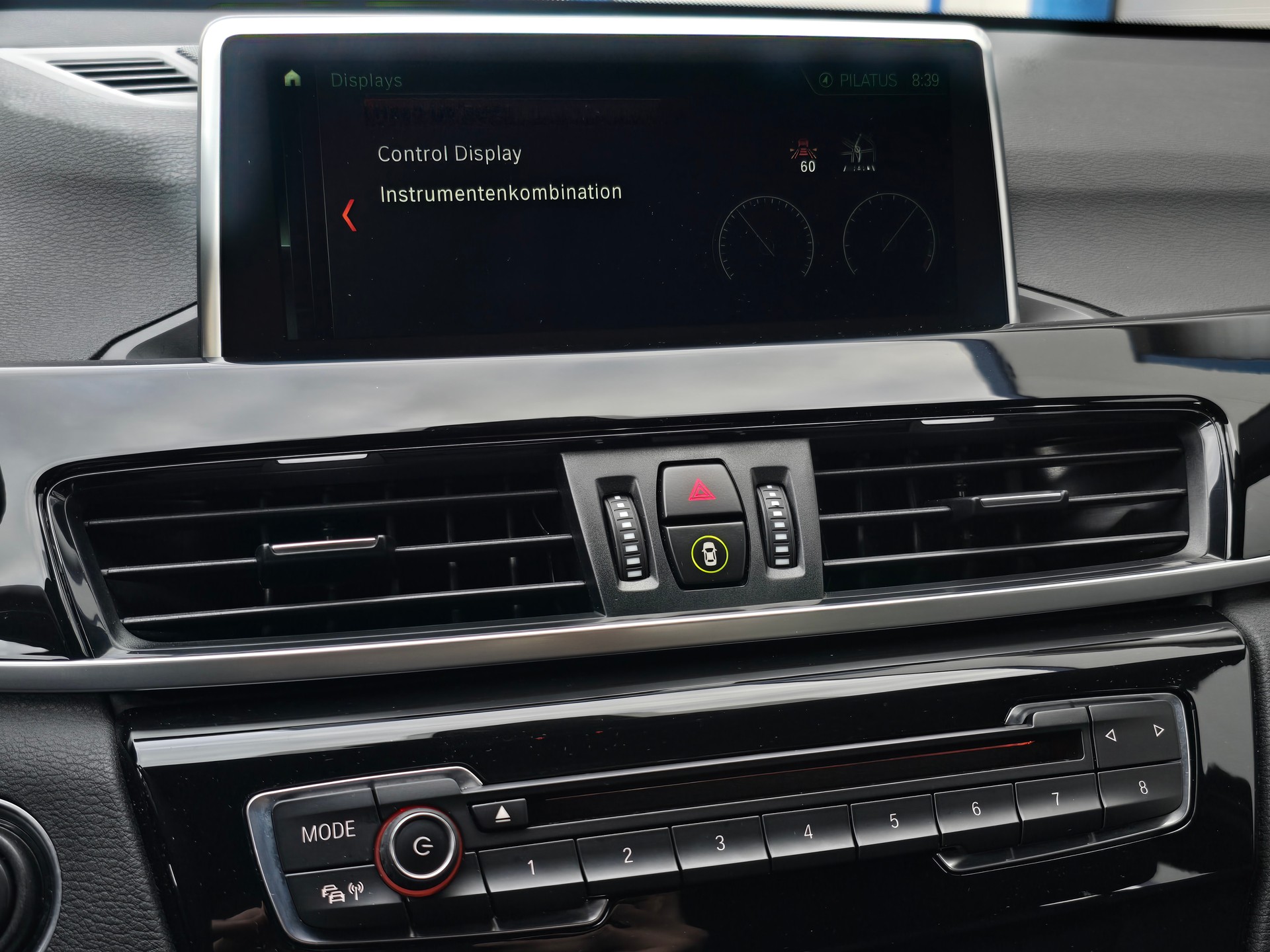 BMW X1 xDrive 20i M Sport Steptronic-image-25