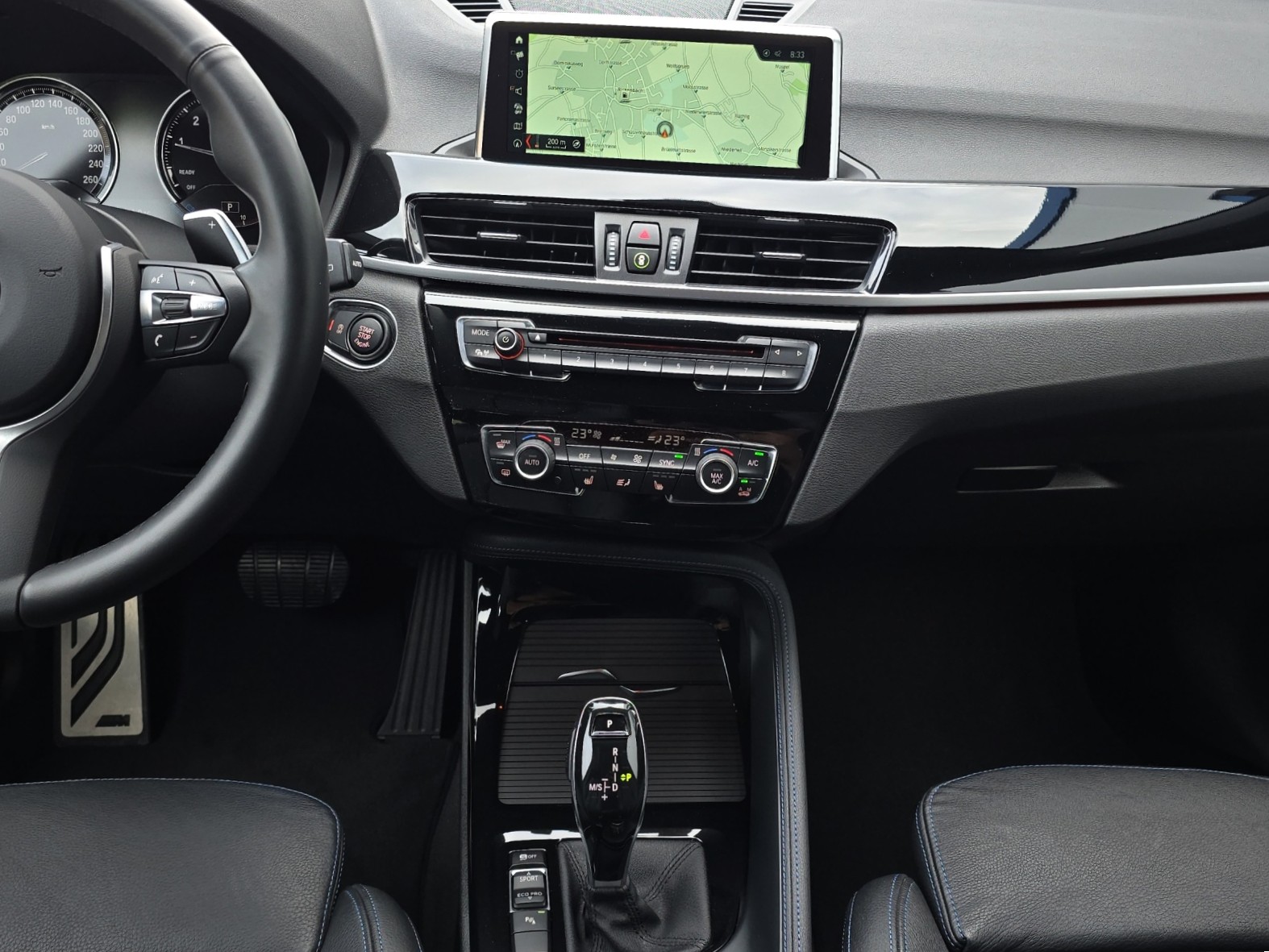 BMW X1 xDrive 20i M Sport Steptronic-image-12