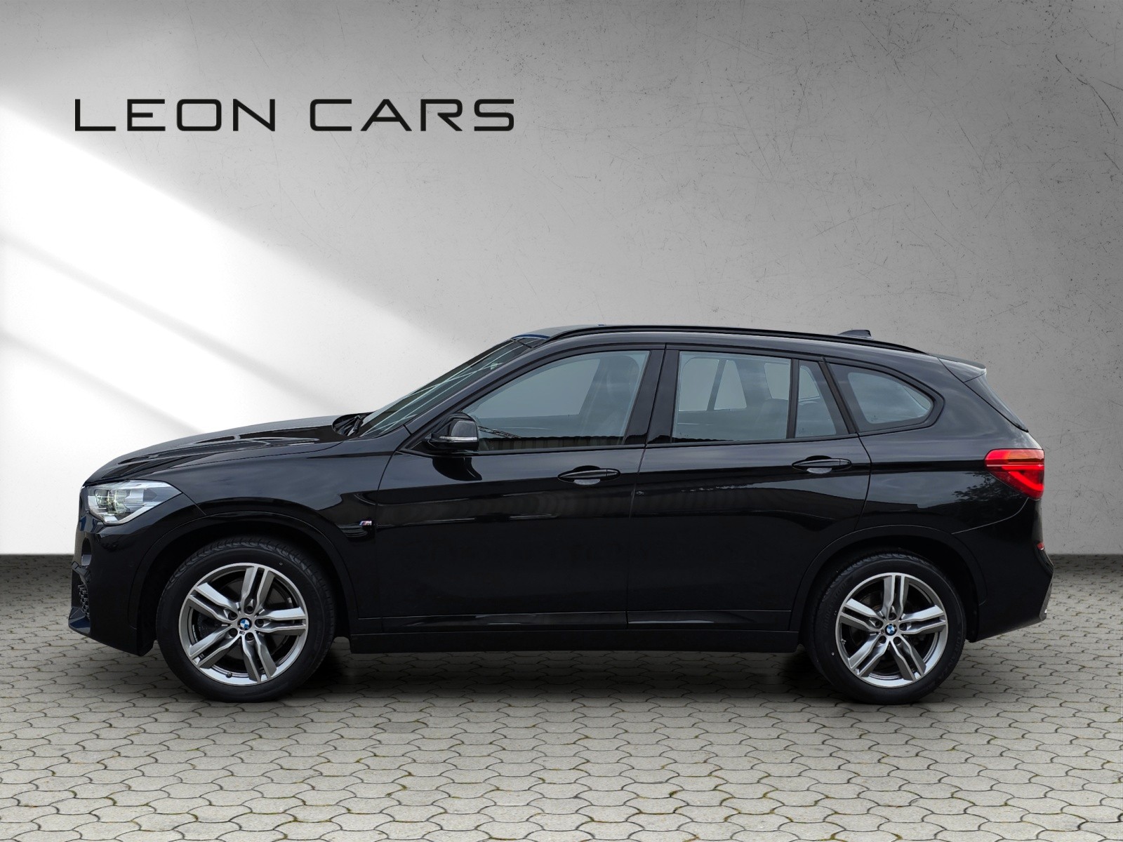 BMW X1 xDrive 20i M Sport Steptronic-image-2