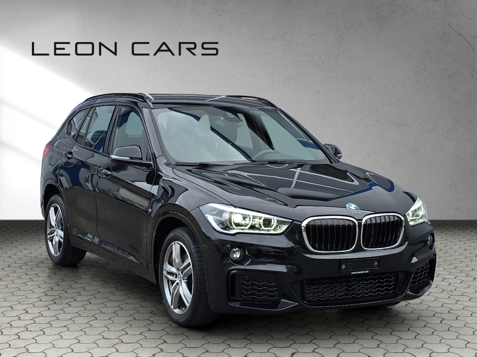 BMW X1 xDrive 20i M Sport Steptronic-image-3