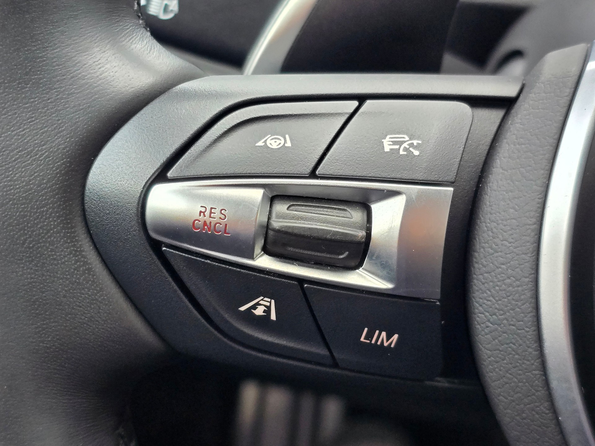BMW X1 xDrive 20i M Sport Steptronic-image-29