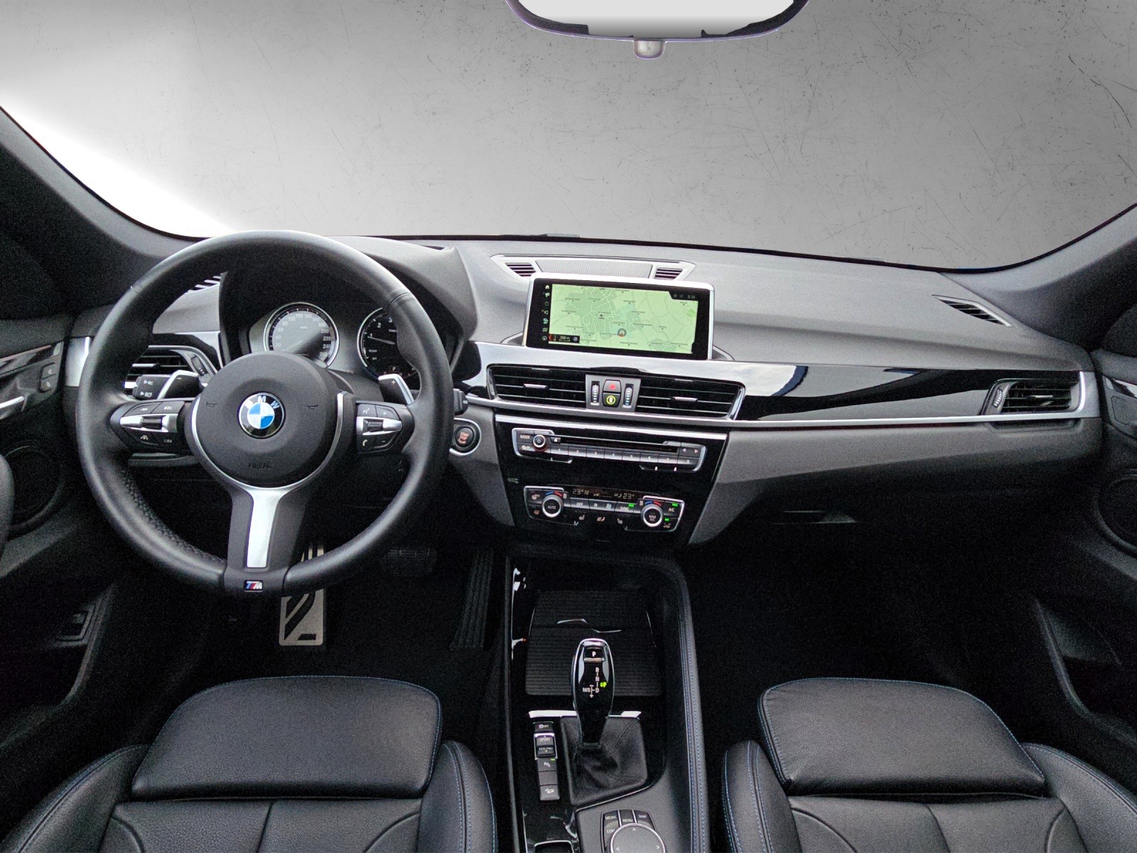 BMW X1 xDrive 20i M Sport Steptronic-image-11
