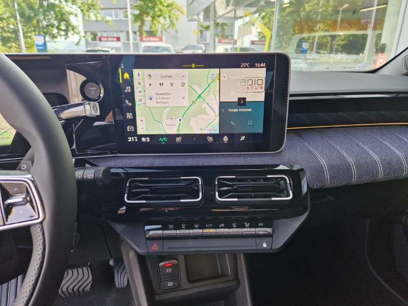 RENAULT R5 E-Tech Comfort Range techno-image-8