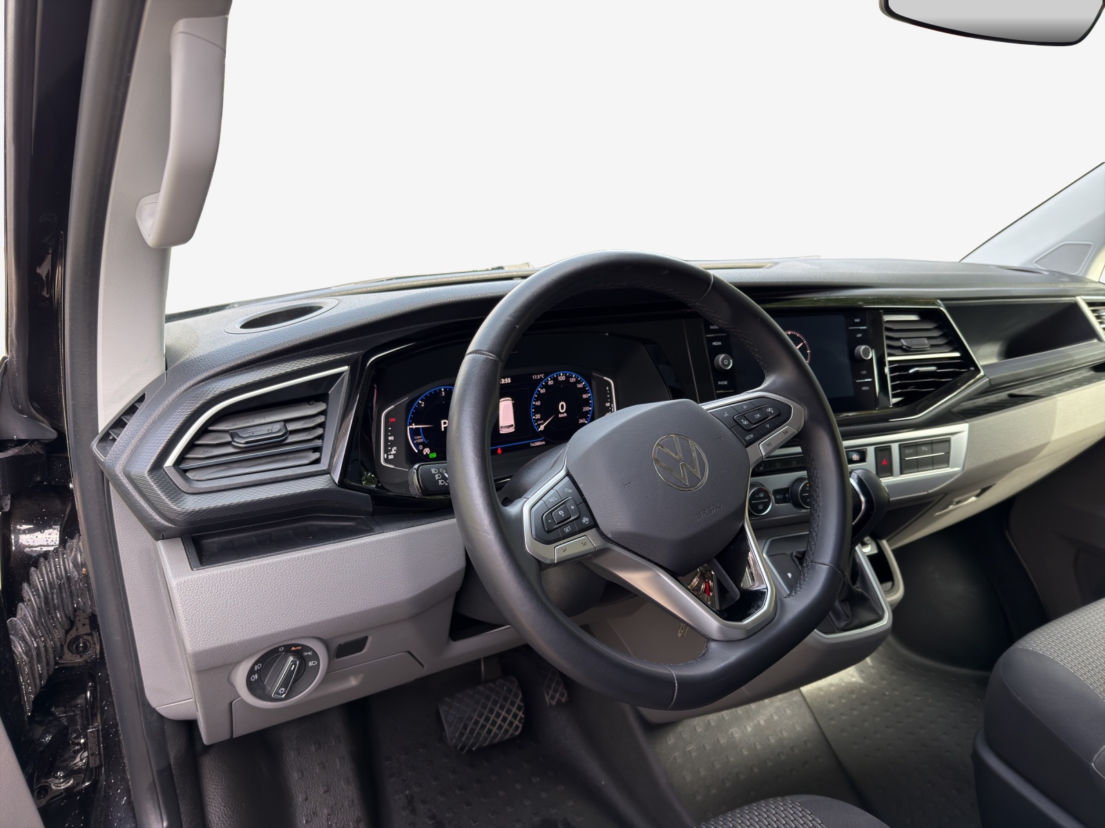 VW T6.1 2.0 TDI DSG-image-7