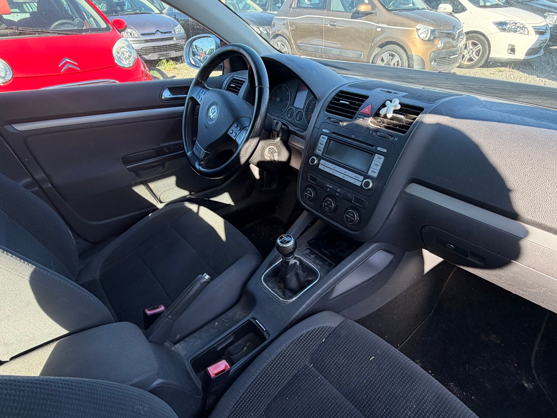 VW Golf Variant 1.9 TDI Comfortline 4Motion-image-9