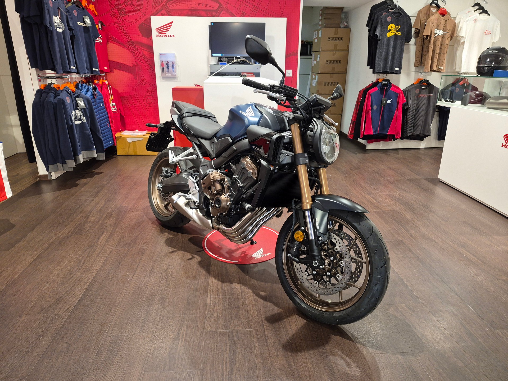 HONDA CB 650 R E-Clutch