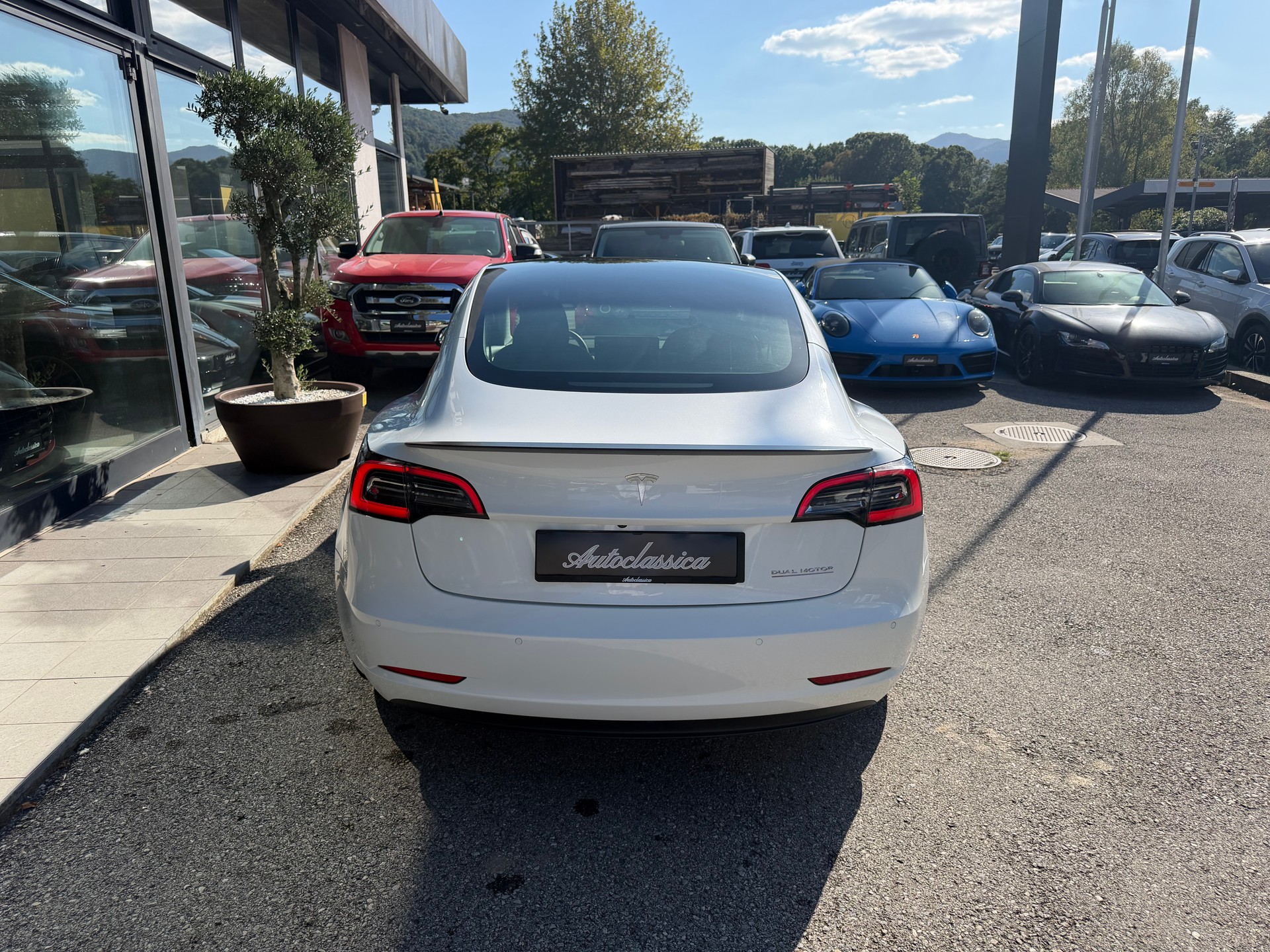 TESLA Model 3 Performance Dual Motor AWD-image-2