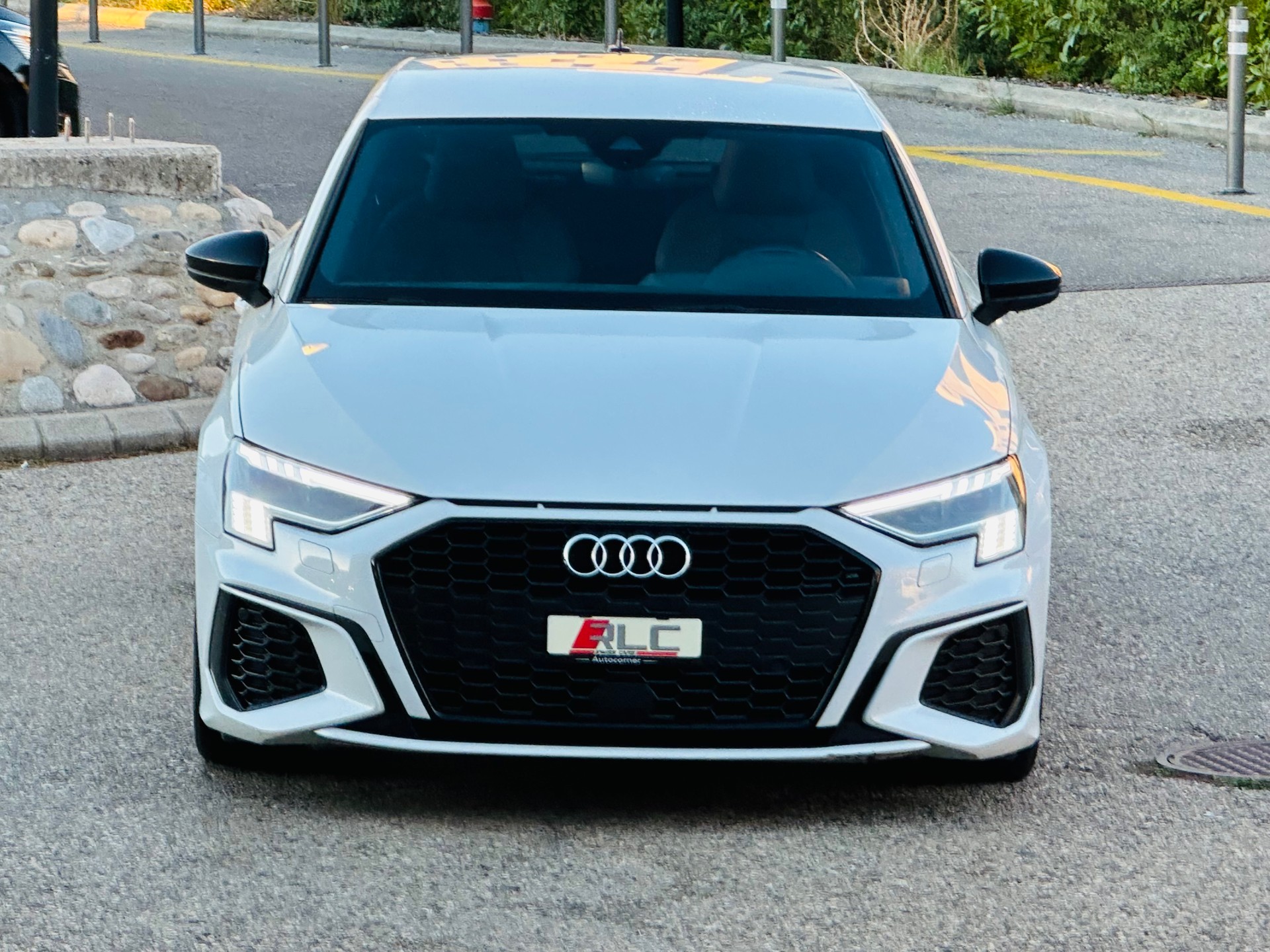 AUDI A3 Sportback 35 TFSI S line Attraction S-tronic-image-5