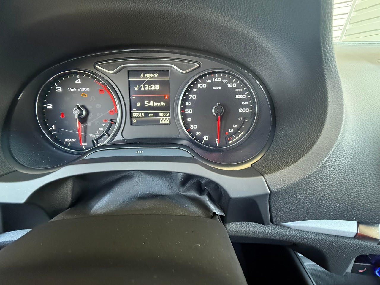 AUDI A3 2.0 TDI Ambition S-tronic-image-7