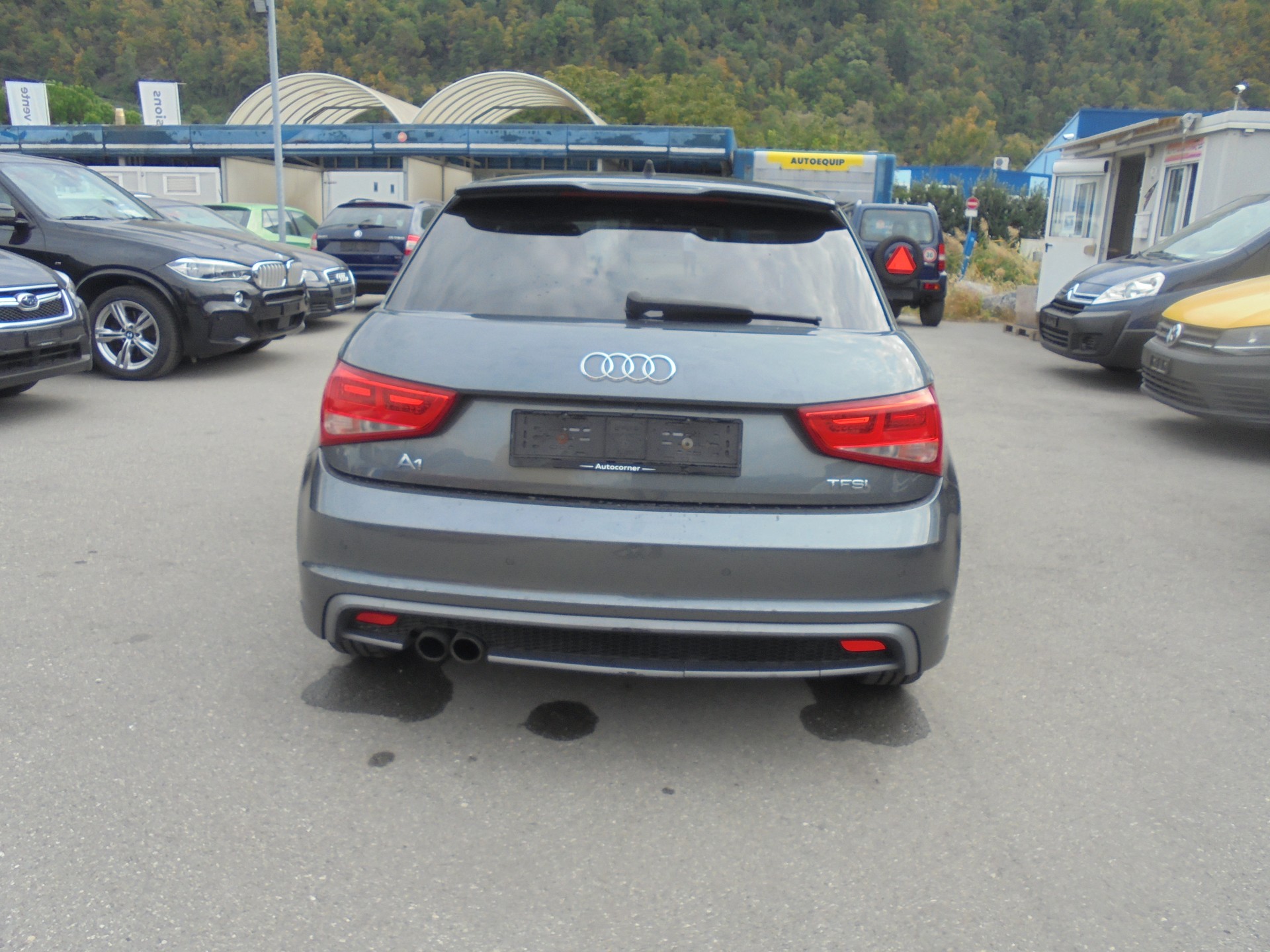 AUDI A1 Sport 1.4 TFSI Ambition S-tronic-image-4