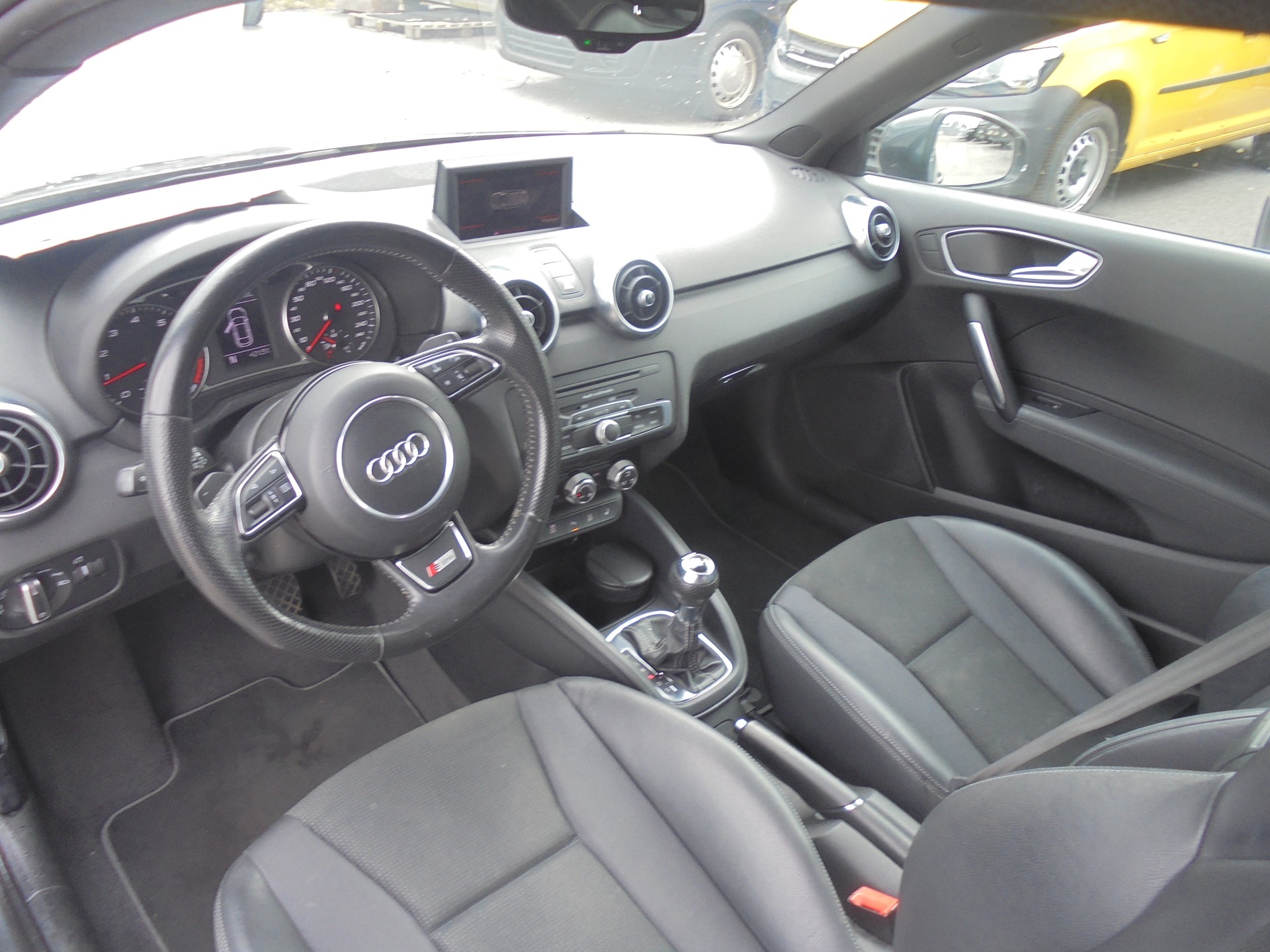AUDI A1 Sport 1.4 TFSI Ambition S-tronic-image-6