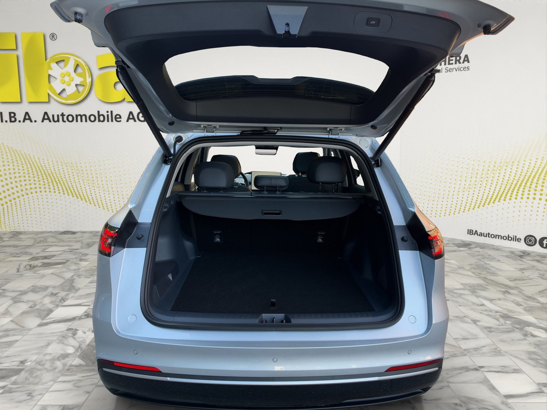 GEELY EM-i Max+ PHEV-image-8
