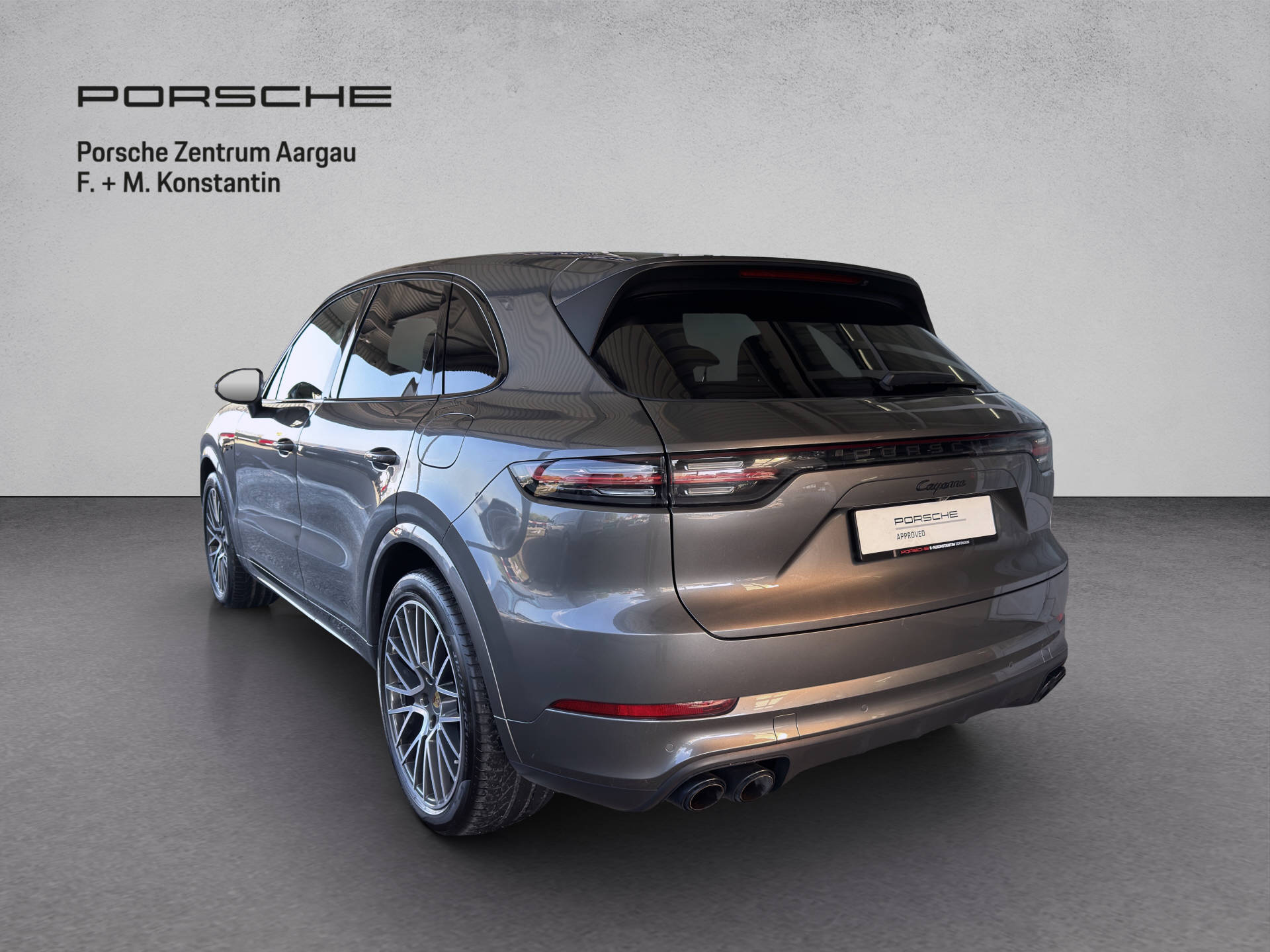 PORSCHE Cayenne E-Hybrid-image-3