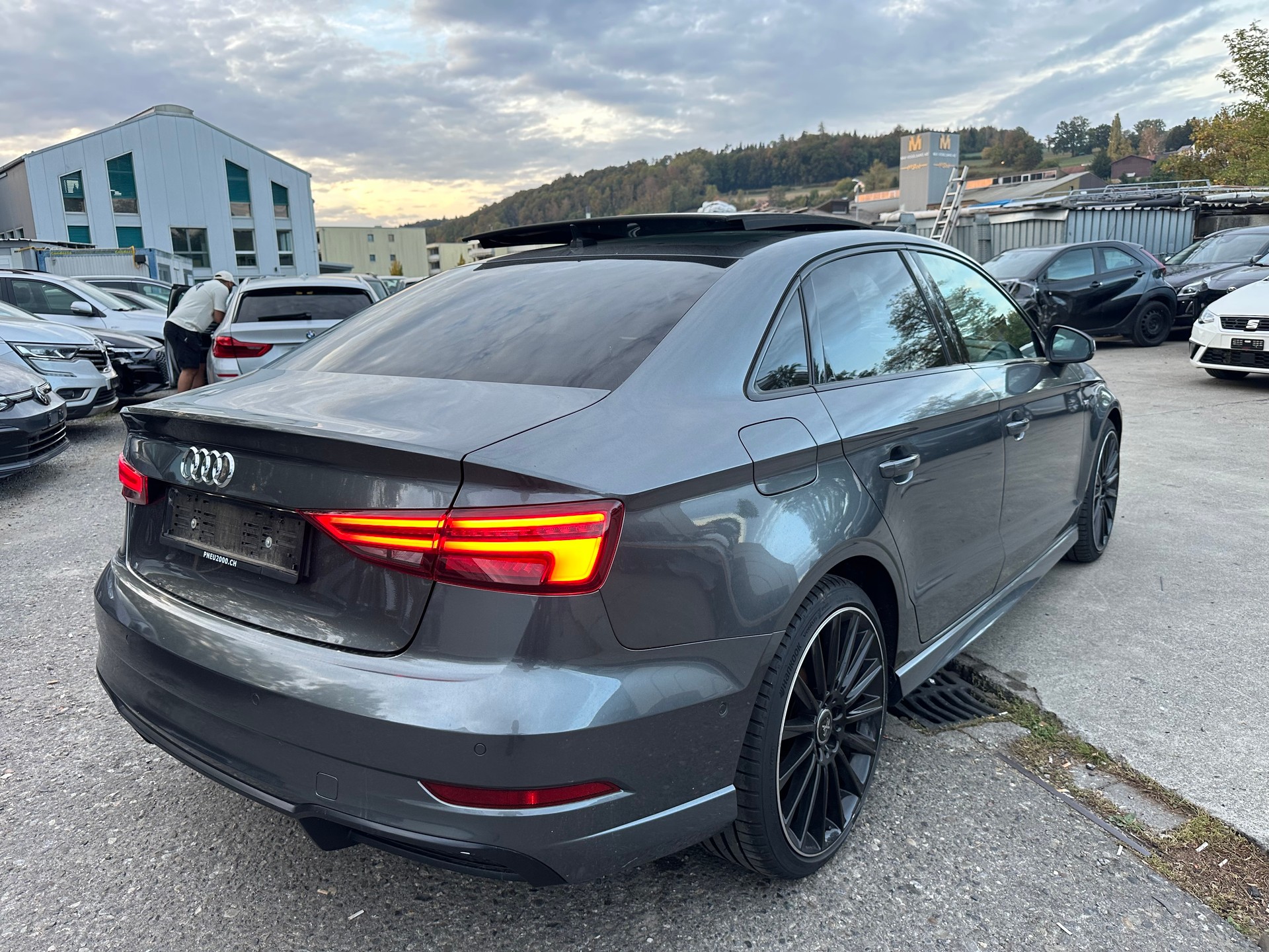 AUDI A3 Limousine 35 TDI Sport S-tronic-image-4