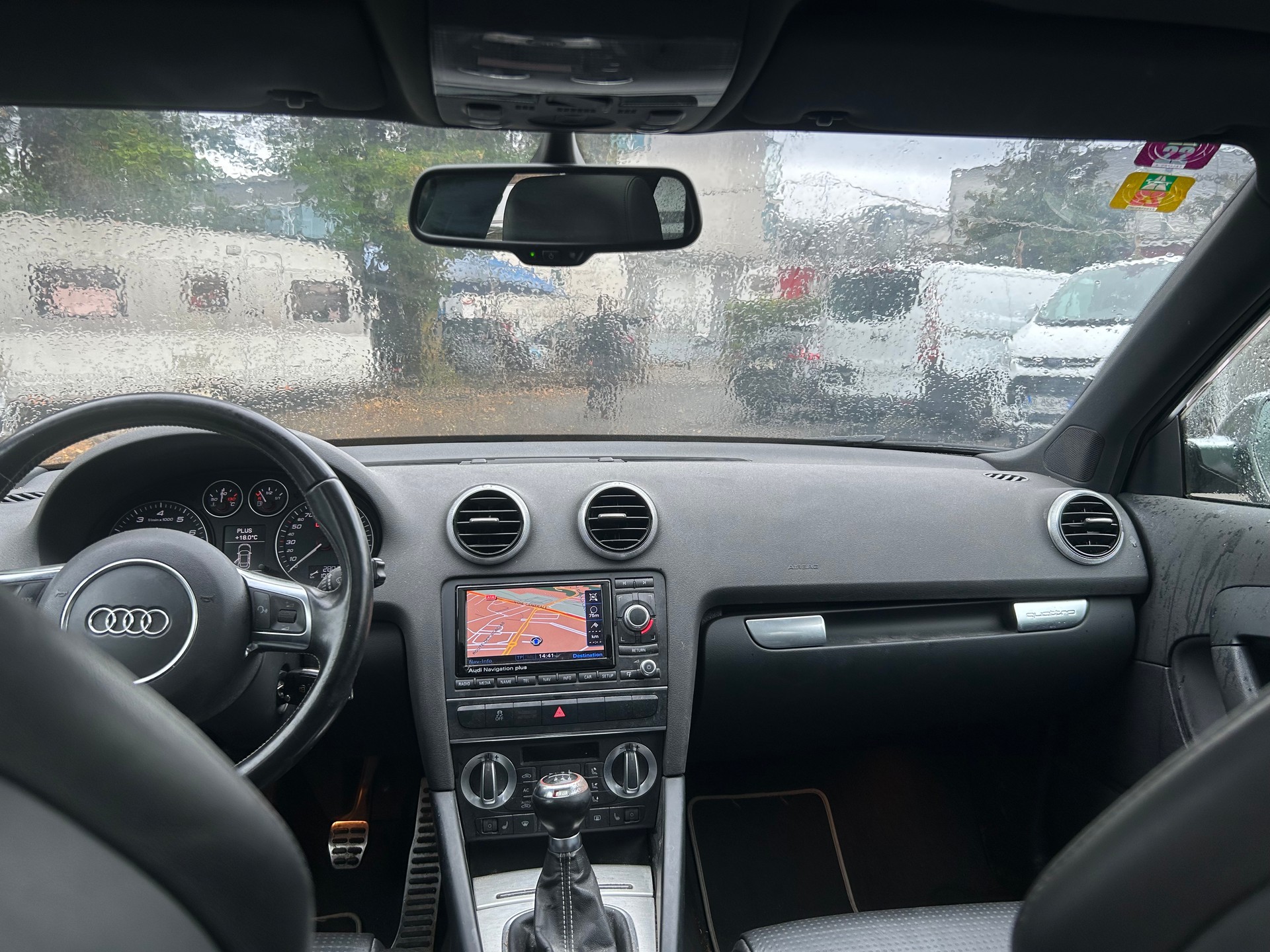 AUDI S3 Sportback 2.0 TFSI quattro-image-9