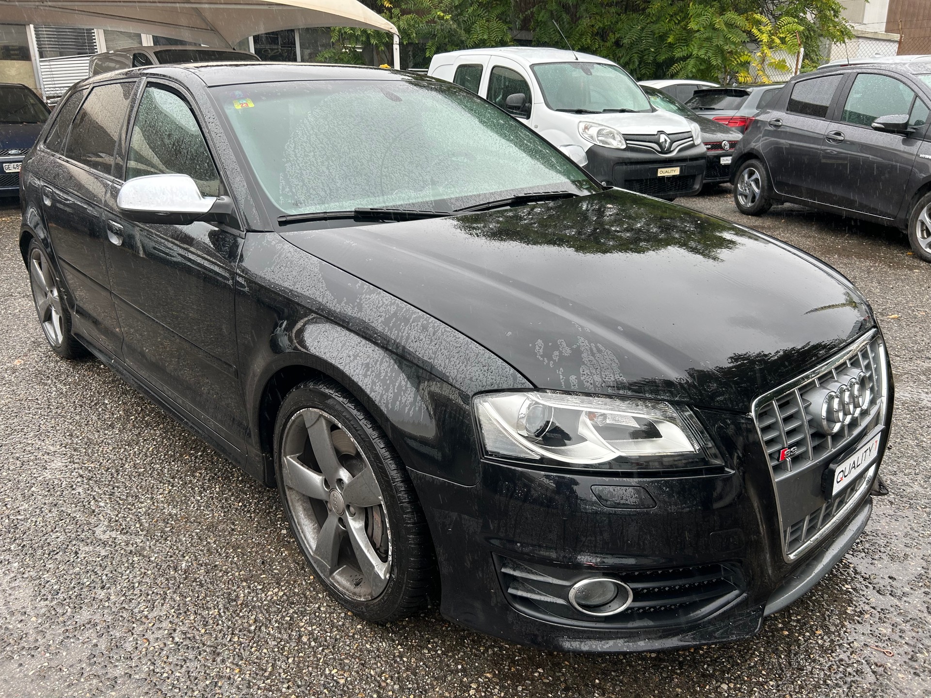 AUDI S3 Sportback 2.0 TFSI quattro-image-2
