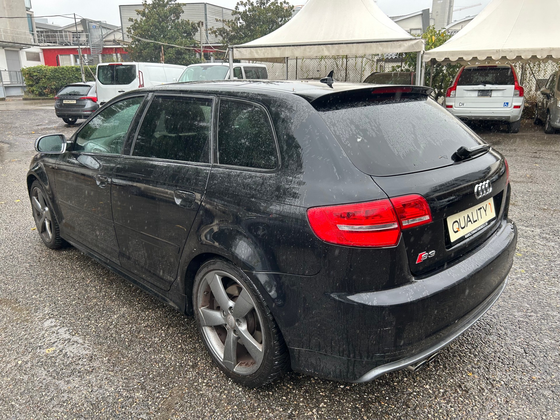 AUDI S3 Sportback 2.0 TFSI quattro-image-4