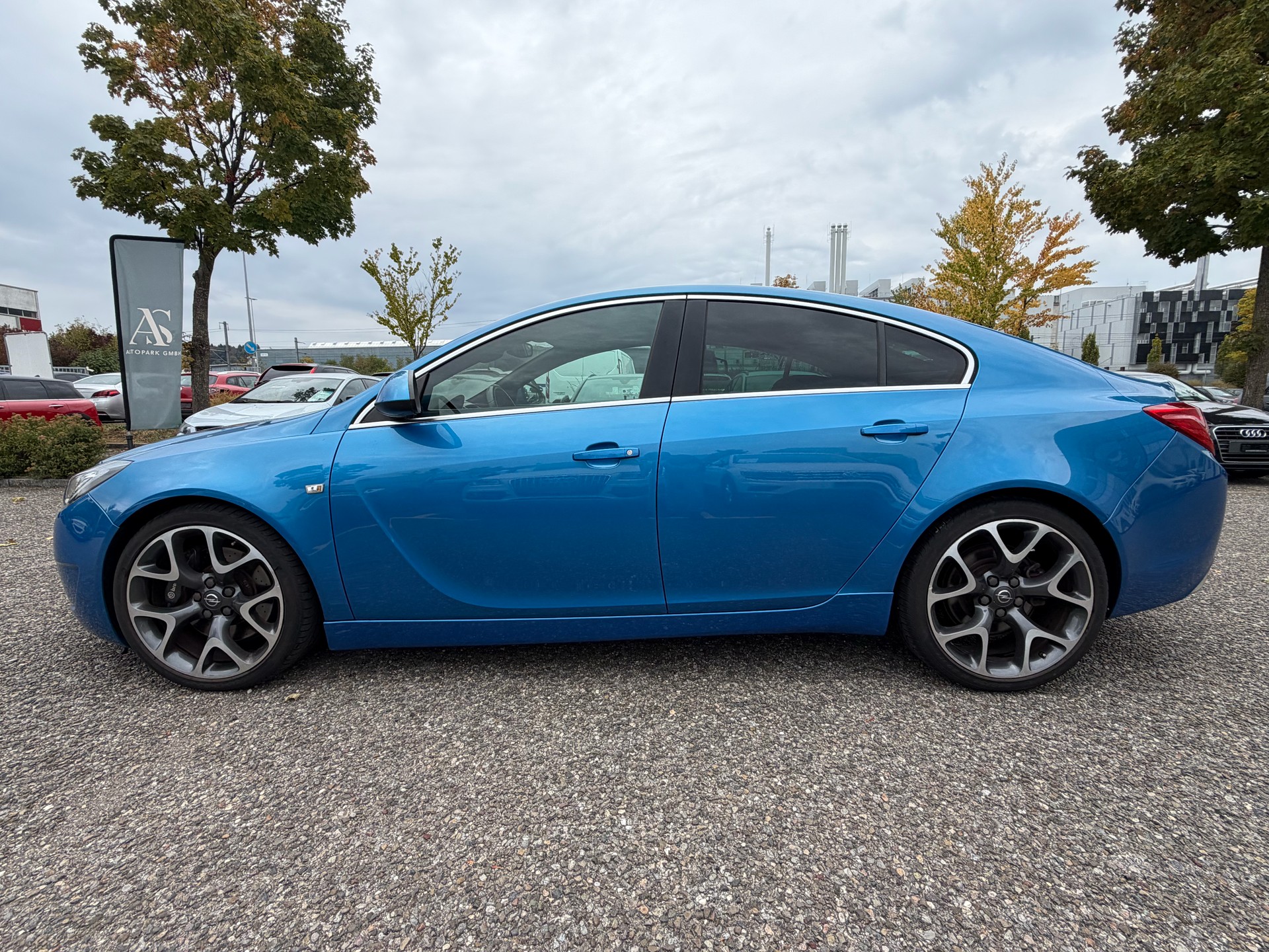 OPEL Insignia 2.8 Turbo OPC 4WD Automatic-image-7