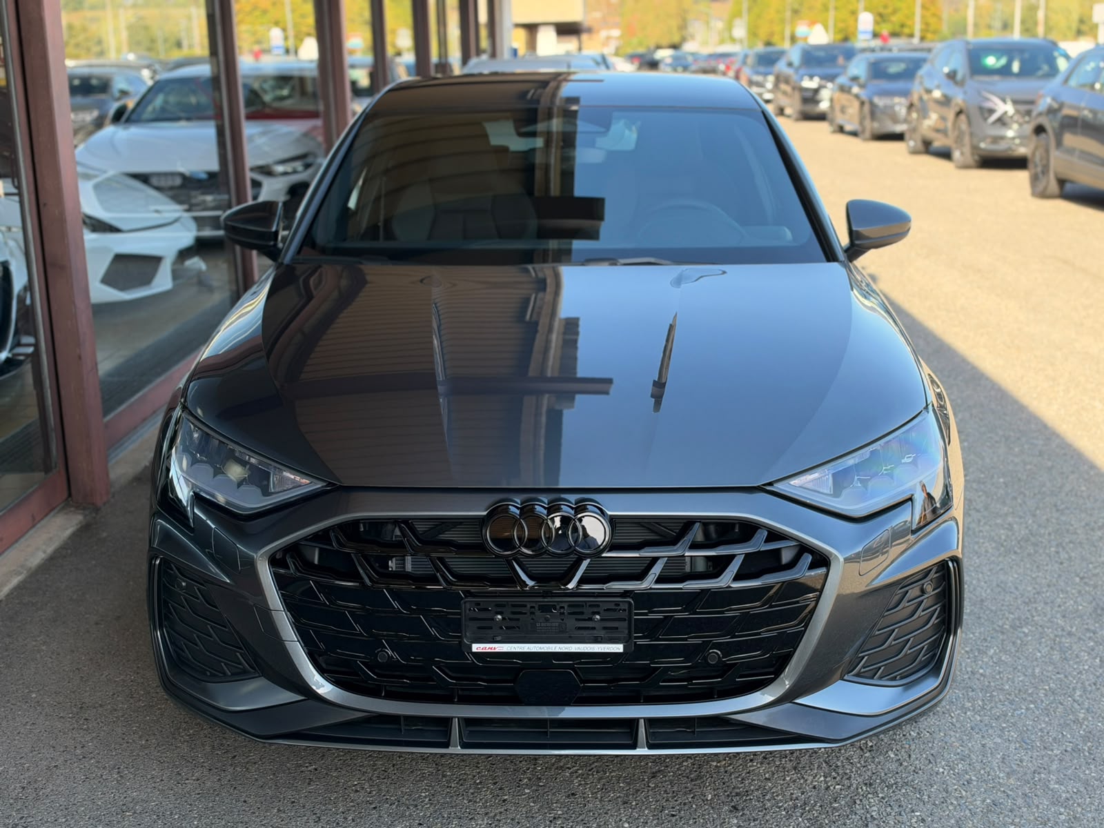 AUDI A3 Sportback 35 TFSI S line S-tronic-image-2