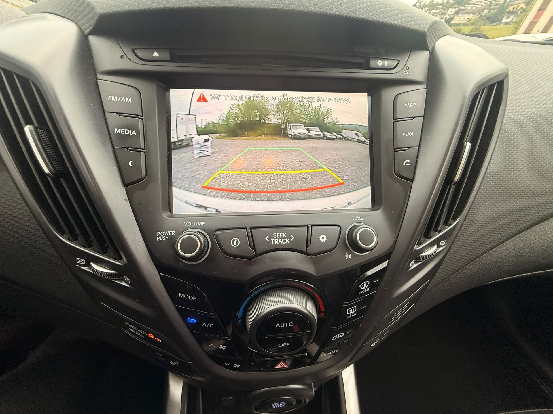 HYUNDAI Veloster 1.6 Turbo GDI Automatic-image-15