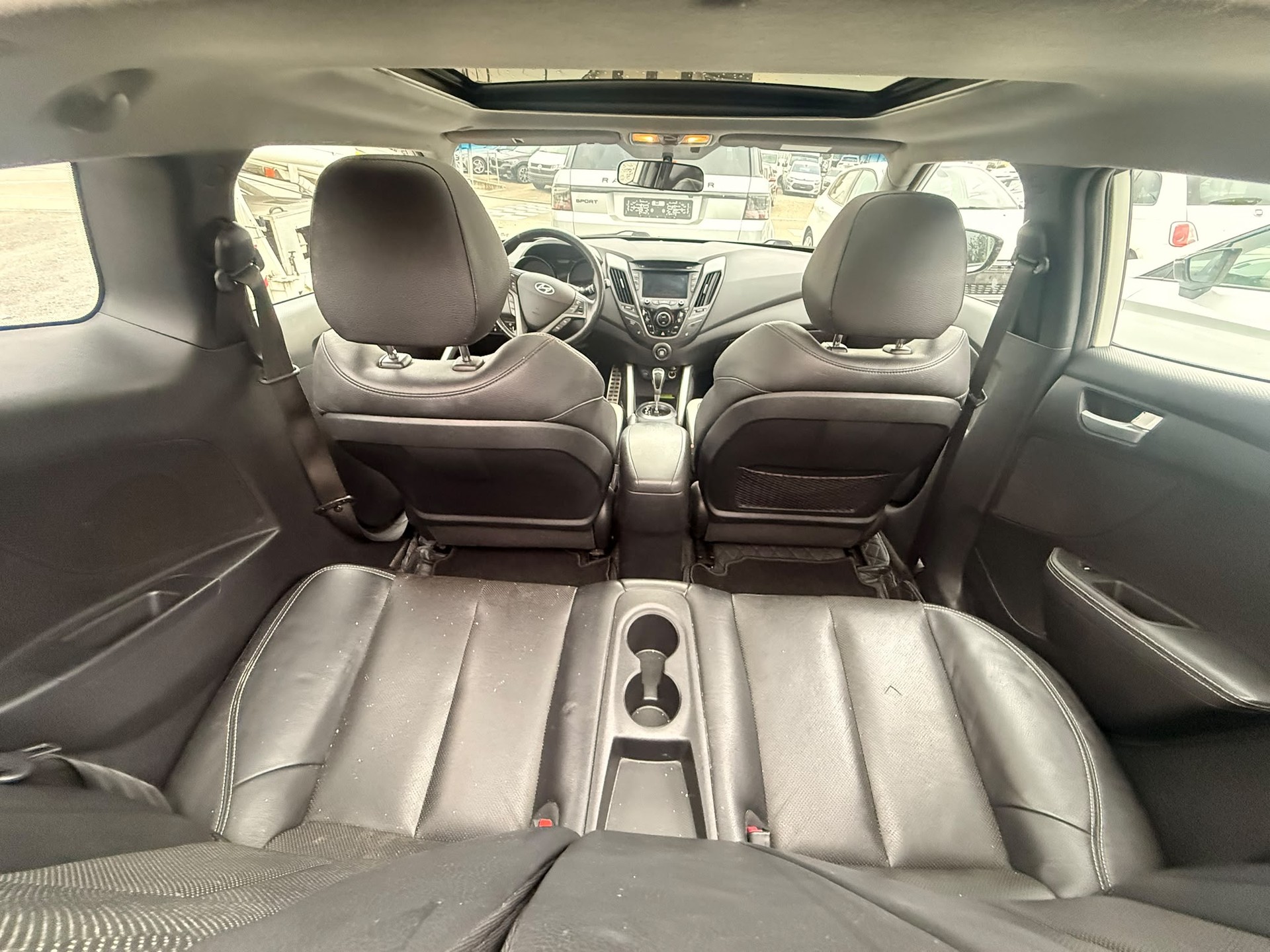 HYUNDAI Veloster 1.6 Turbo GDI Automatic-image-12