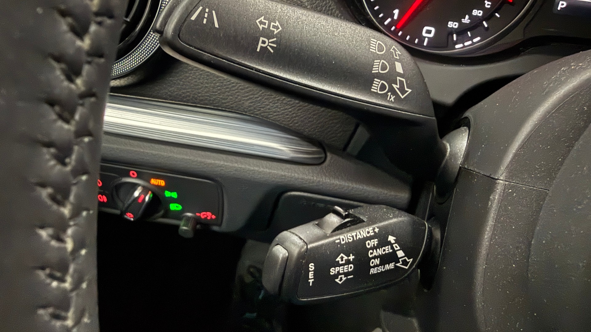 AUDI A3 1.8 TFSI Attraction S-tronic, frisch ab MFK, aus 1 Hand, Abstadsregler, 8fach berädert 1J/20000km Garantie-image-19