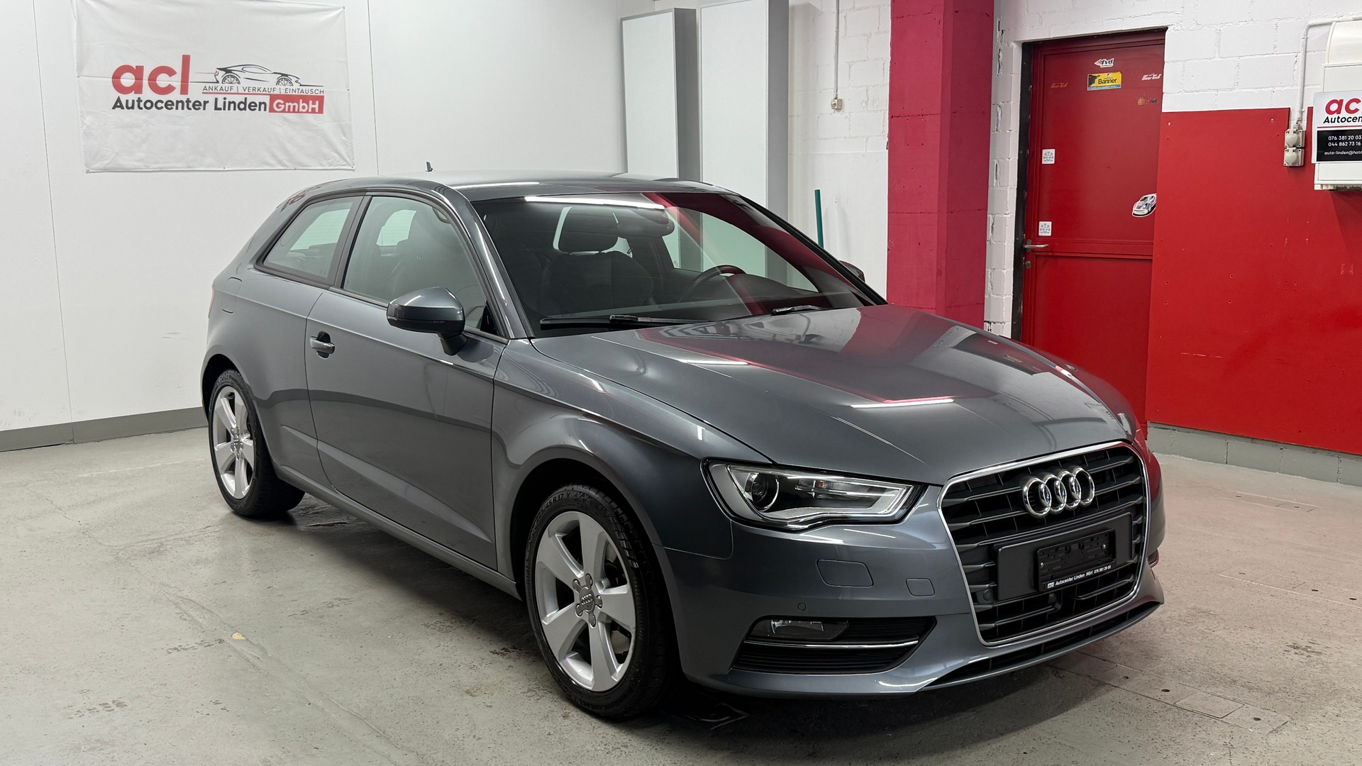 AUDI A3 1.8 TFSI Attraction S-tronic, frisch ab MFK, aus 1 Hand, Abstadsregler, 8fach berädert 1J/20000km Garantie-image-0