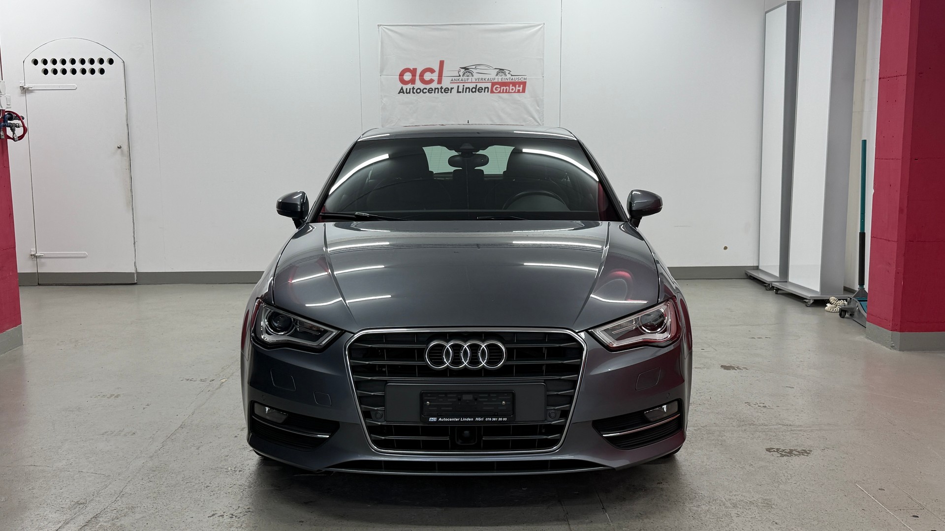 AUDI A3 1.8 TFSI Attraction S-tronic, frisch ab MFK, aus 1 Hand, Abstadsregler, 8fach berädert 1J/20000km Garantie-image-1