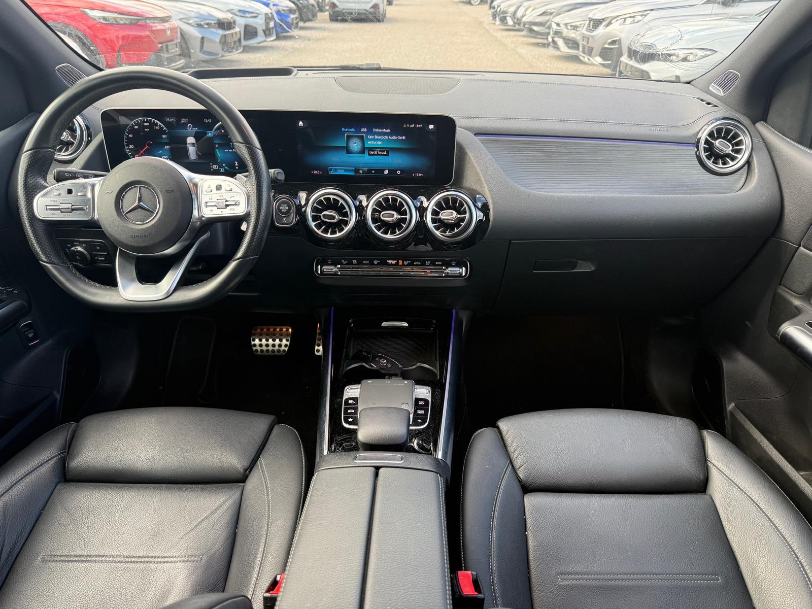 MERCEDES-BENZ B-Klasse W247 B 220 AMG Line 4matic-image-8