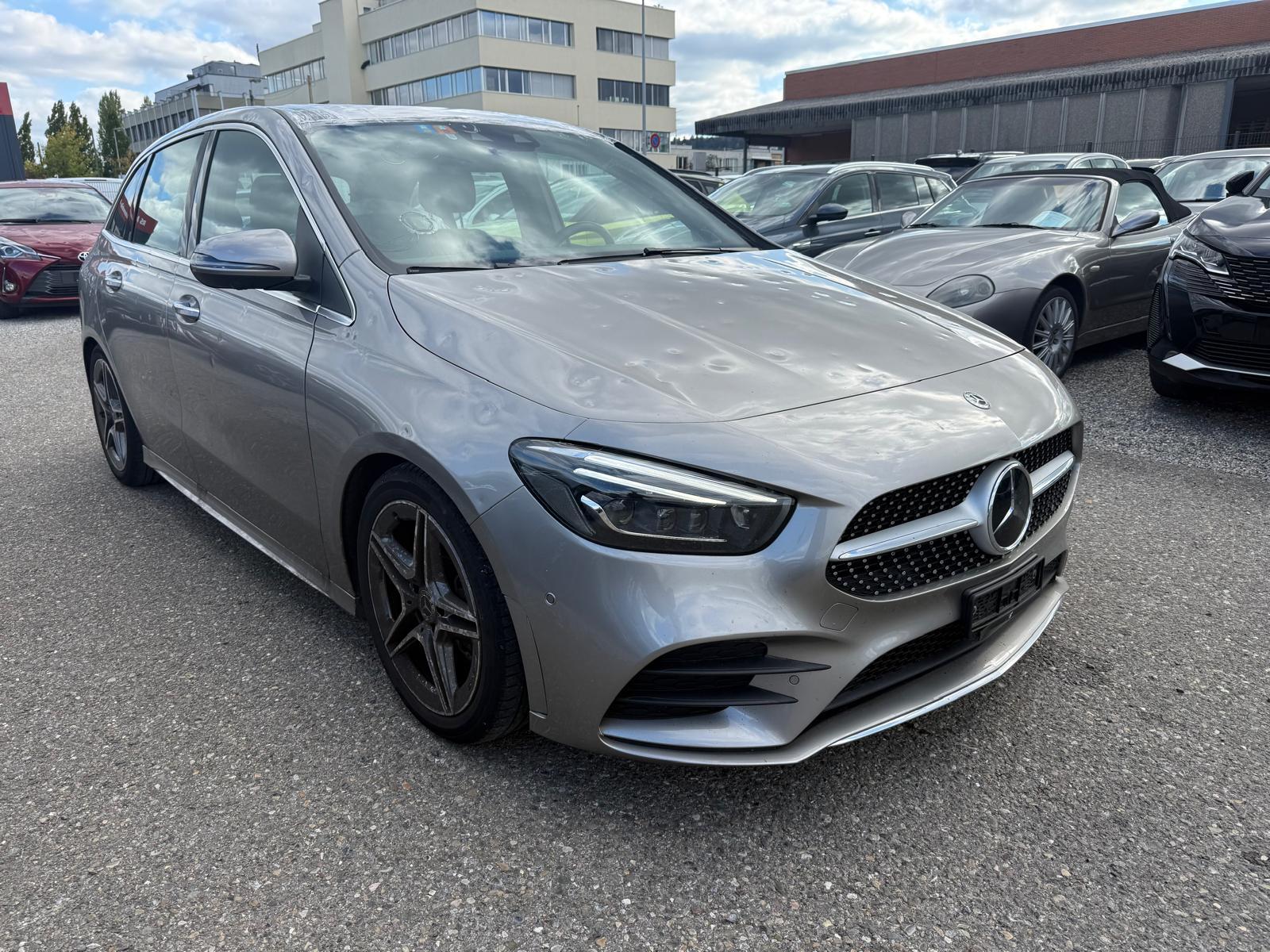 MERCEDES-BENZ B-Klasse W247 B 220 AMG Line 4matic-image-2
