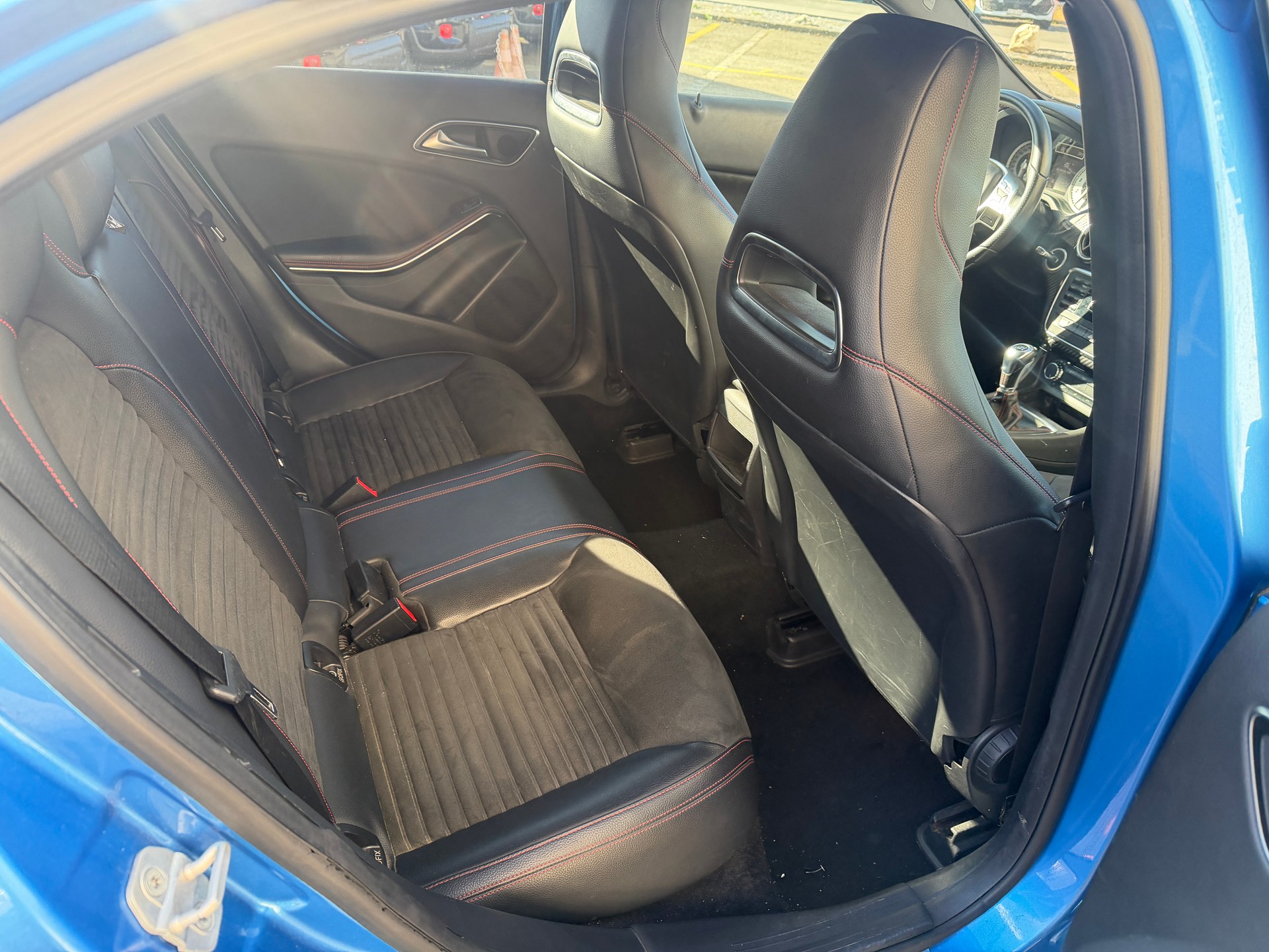 MERCEDES-BENZ A 180-image-9