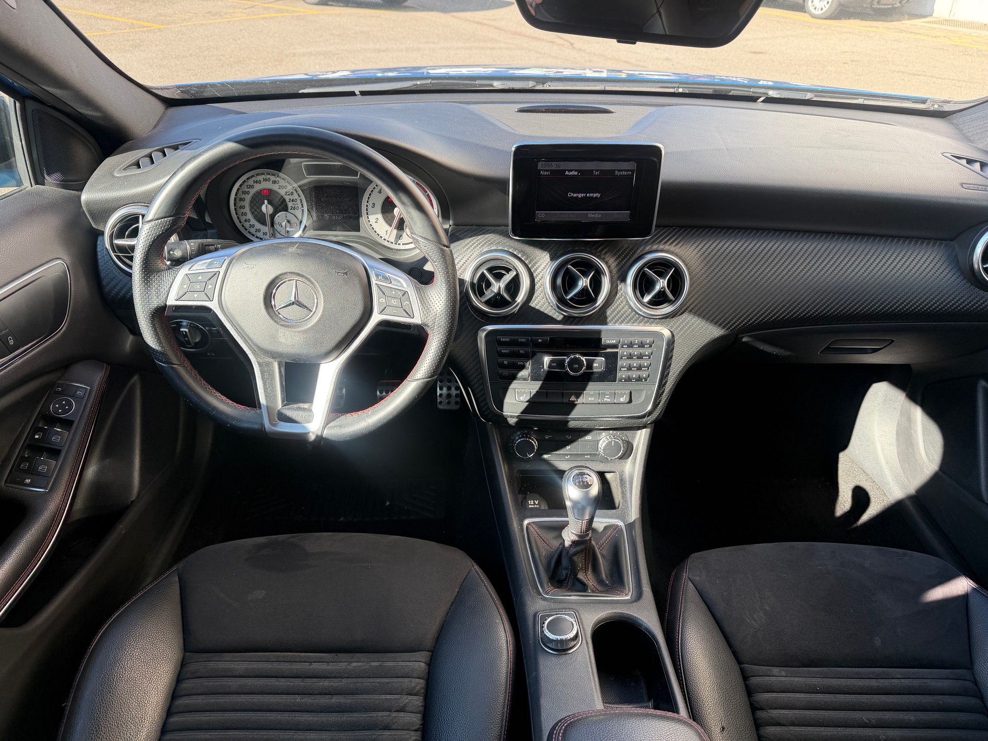 MERCEDES-BENZ A 180-image-6